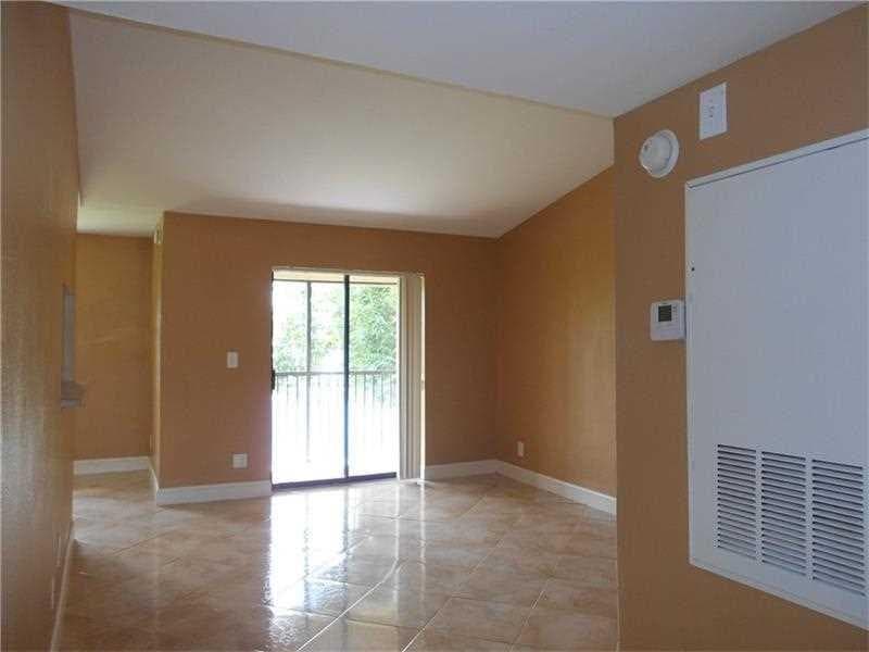 4014 NW 87th Avenue 4014, Sunrise, FL 33351 — photo 10 of 22