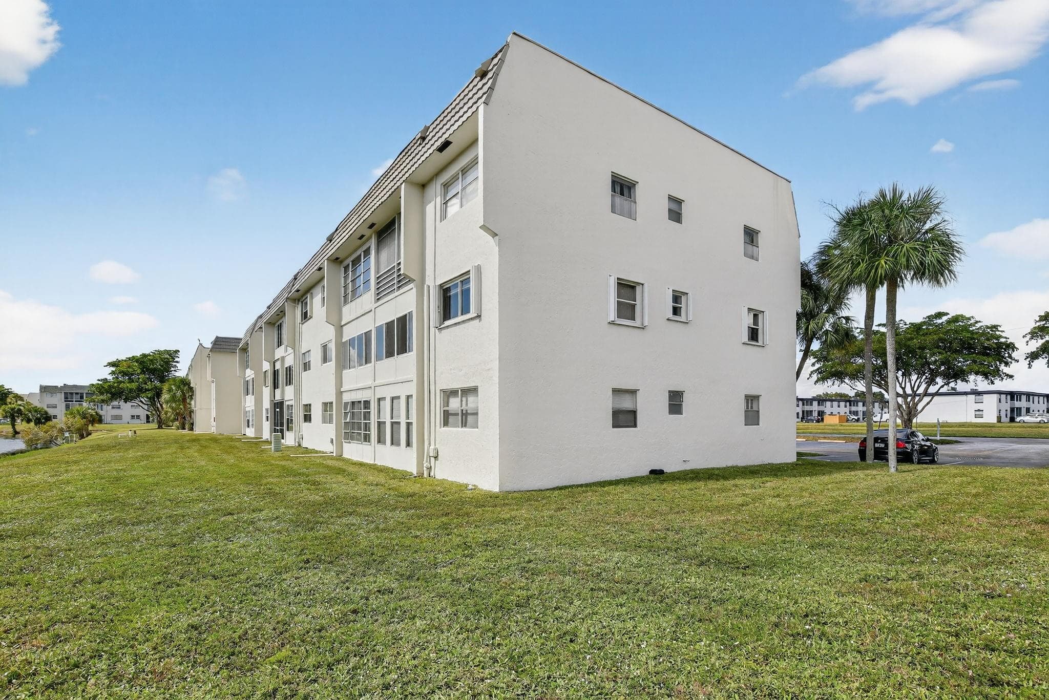8130 Sunrise Lakes Boulevard 309, Sunrise, FL 33322 — photo 4 of 51