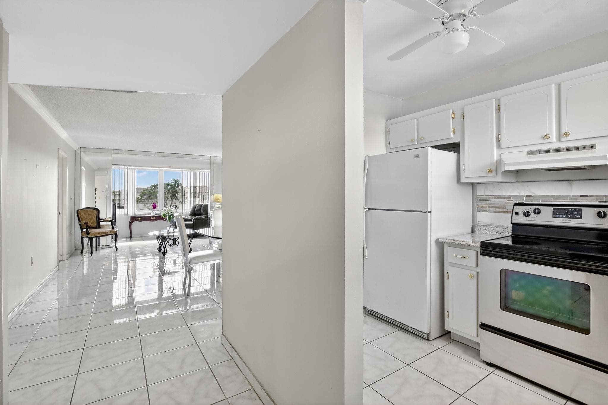 8130 Sunrise Lakes Boulevard 309, Sunrise, FL 33322 — photo 6 of 51