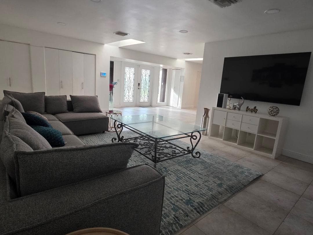 690 NW 68th Avenue, Plantation, FL 33317 — photo 17 of 17