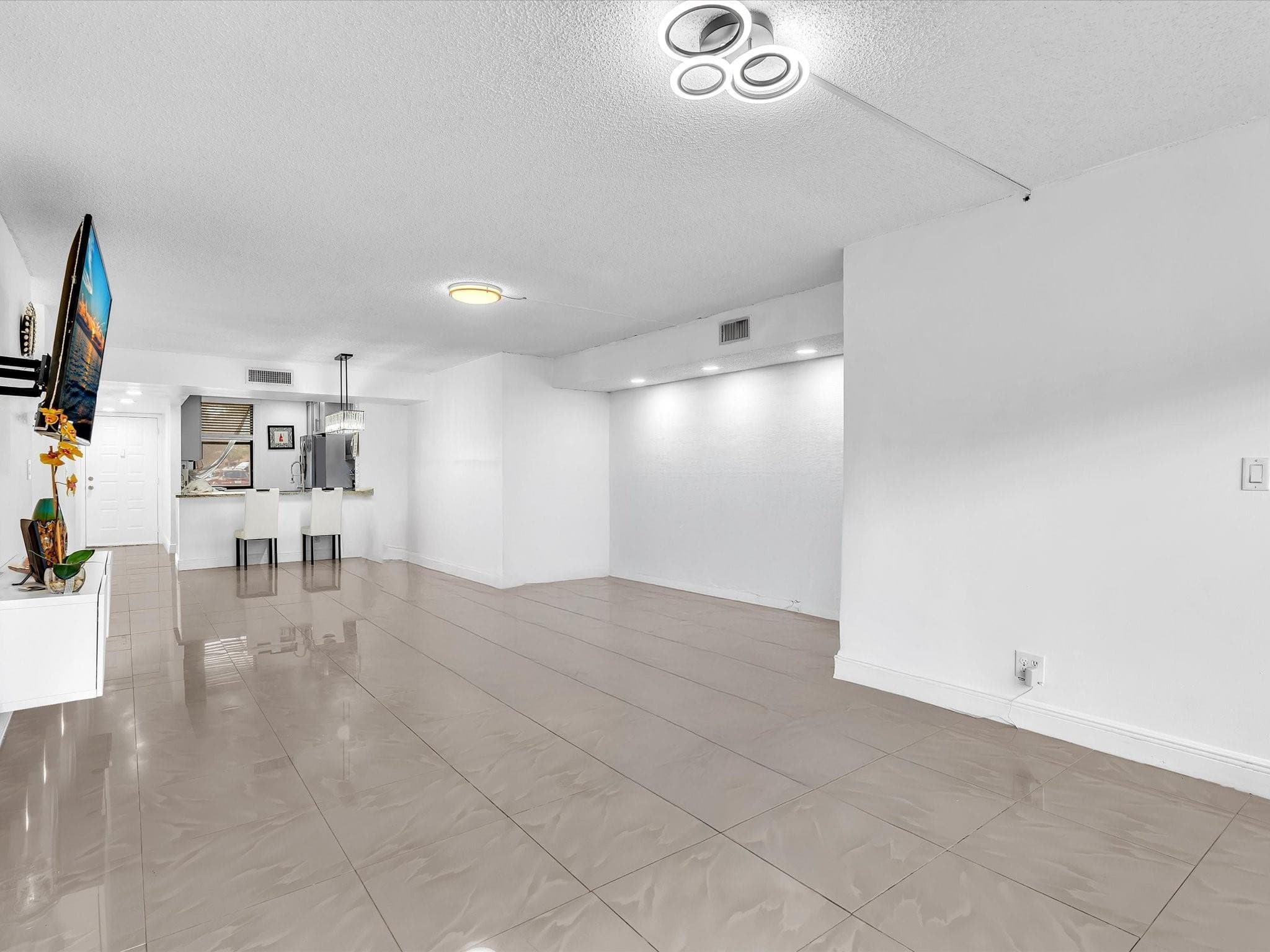 2659 N Carambola Circle 106, Pompano Beach, FL 33066 — photo 27 of 88