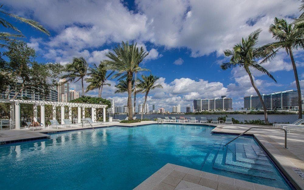 3215 NE 184th Street 14403, North Miami Beach, FL 33160 — photo 21 of 23