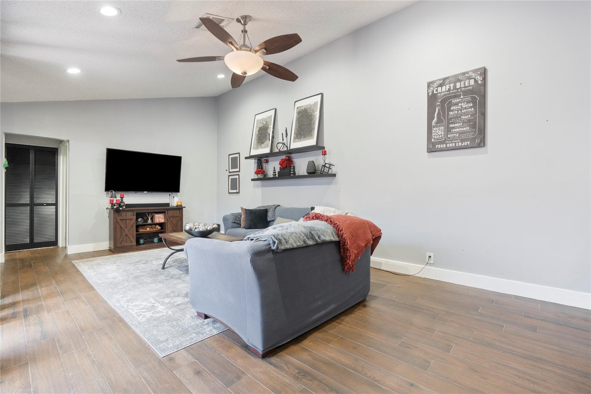 151 NW 115th Avenue 405, Plantation, FL 33325 — photo 3 of 33