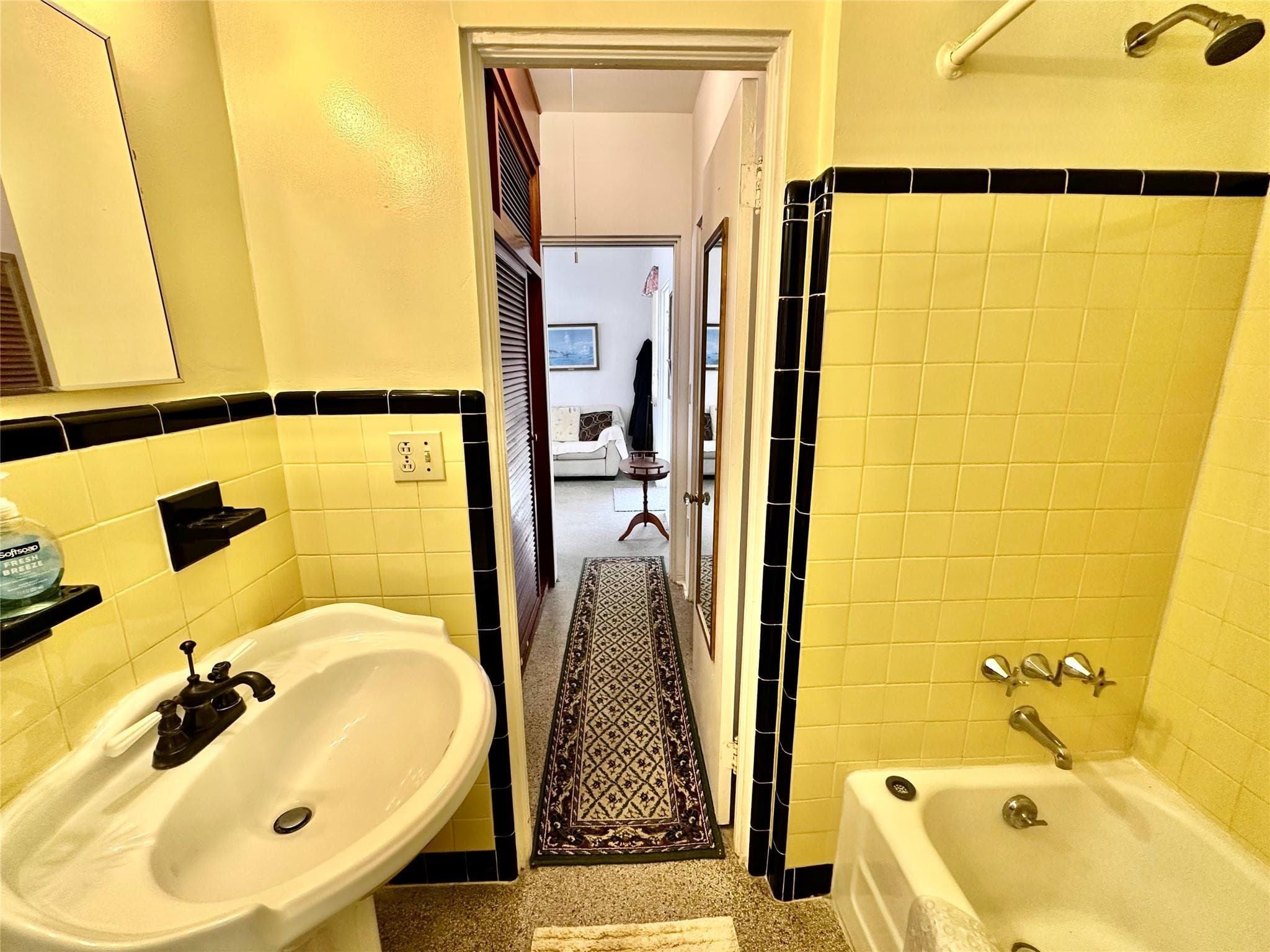 2212 N Surf Road, Hollywood, FL 33019 — photo 15 of 22