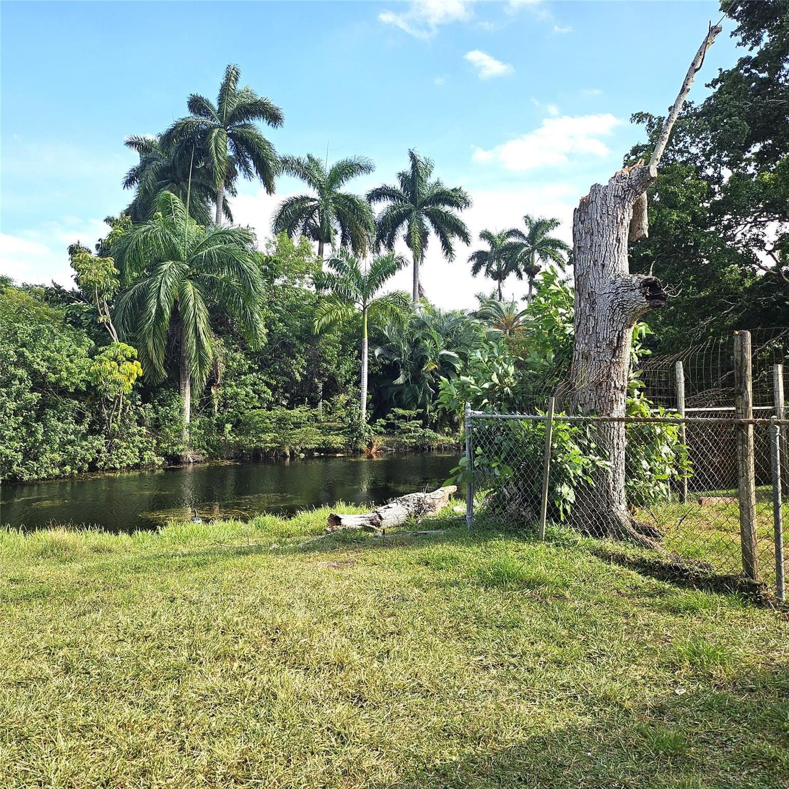 370 NW 65th Avenue, Plantation, FL 33317 — photo 9 of 10