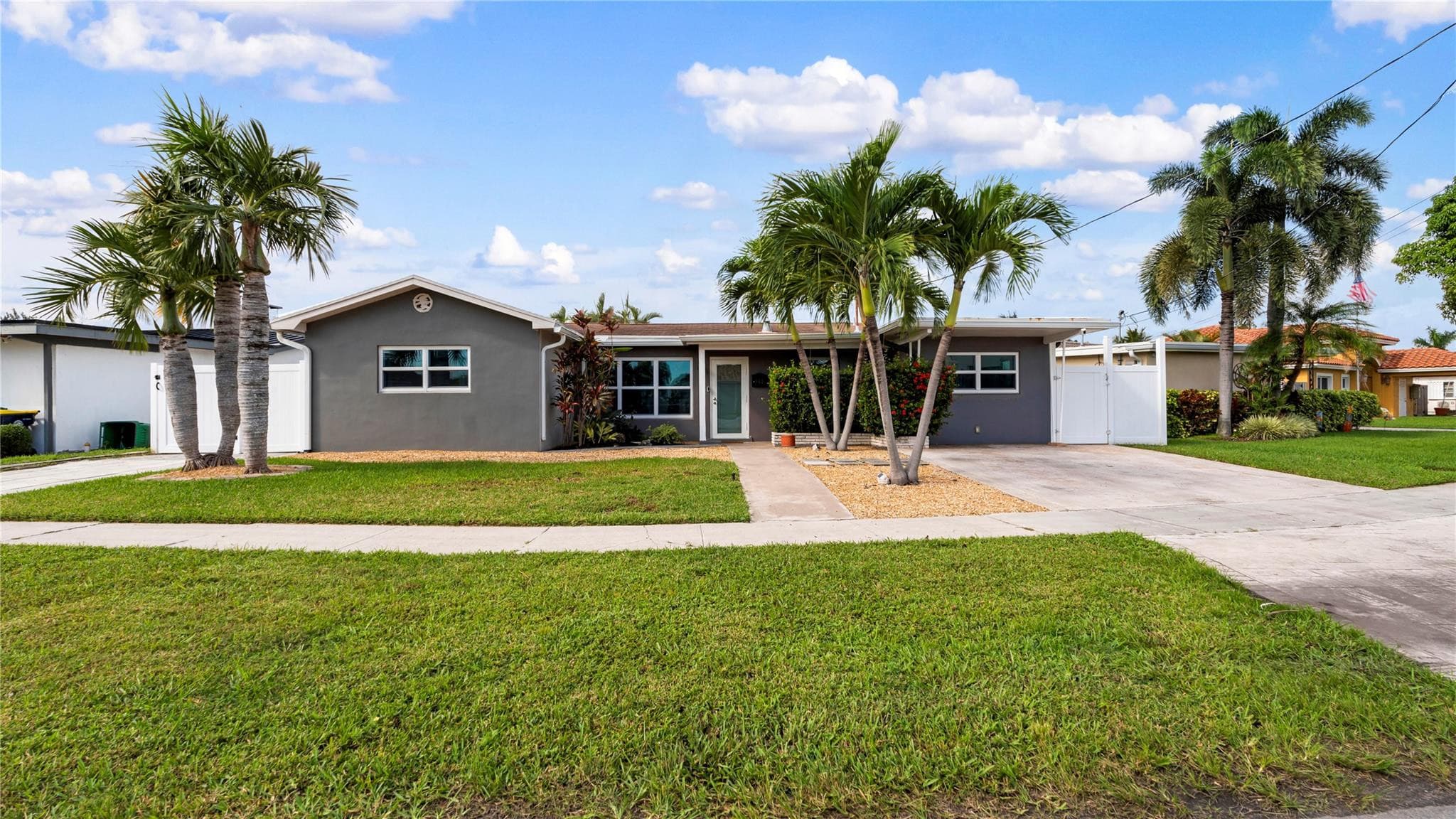 935 Nautilus Isle, Dania Beach, FL 33004 — photo 1 of 40