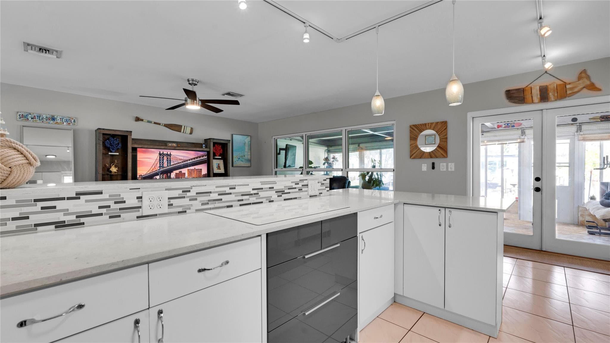 935 Nautilus Isle, Dania Beach, FL 33004 — photo 14 of 40