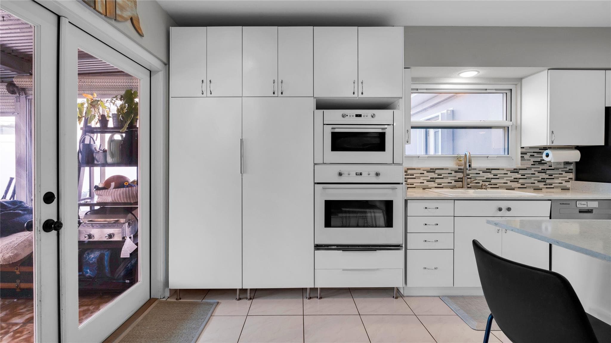 935 Nautilus Isle, Dania Beach, FL 33004 — photo 16 of 40
