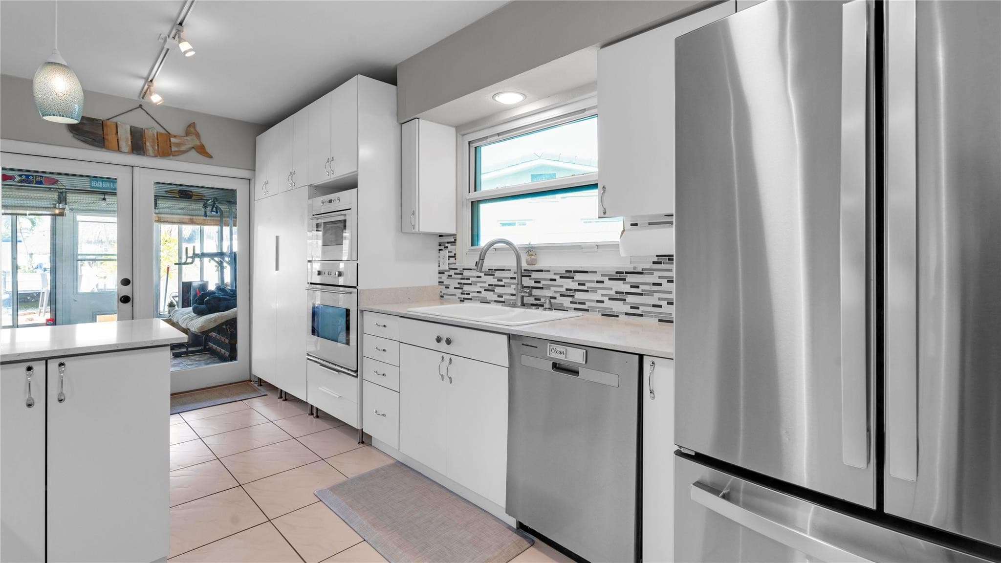 935 Nautilus Isle, Dania Beach, FL 33004 — photo 17 of 40