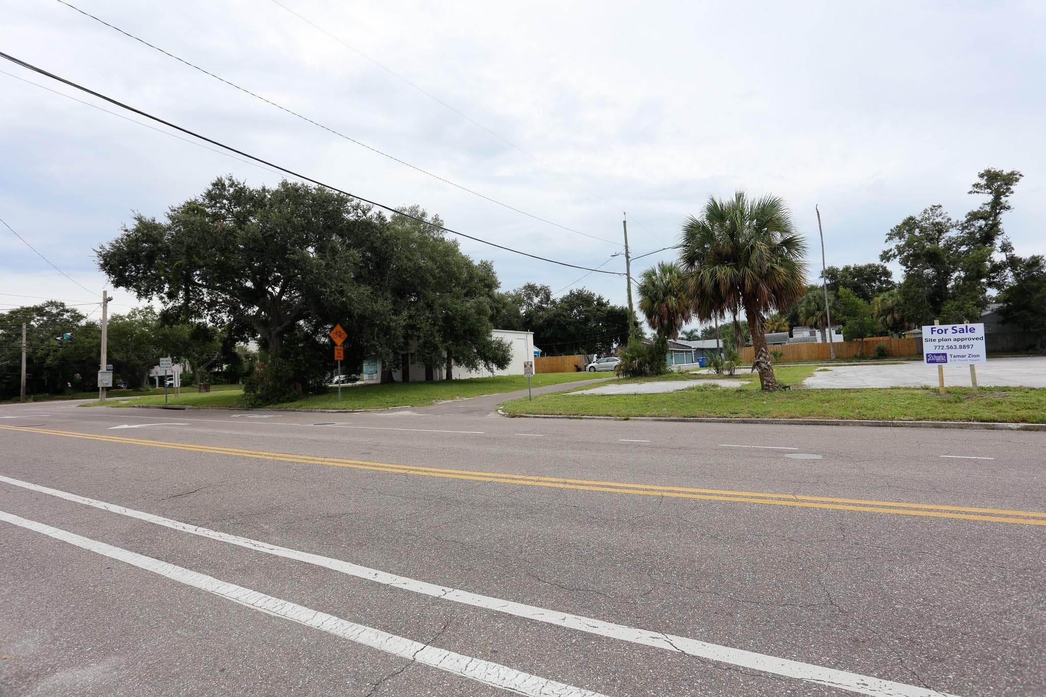 N 17th Street, St. Petersburg, FL 33713 — photo 12 of 12