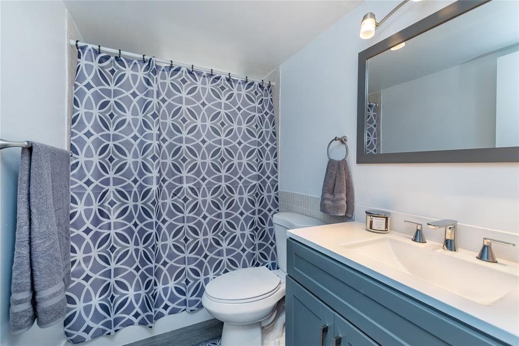 1101 NE 191st Street H301, Miami, FL 33179 — photo 12 of 18