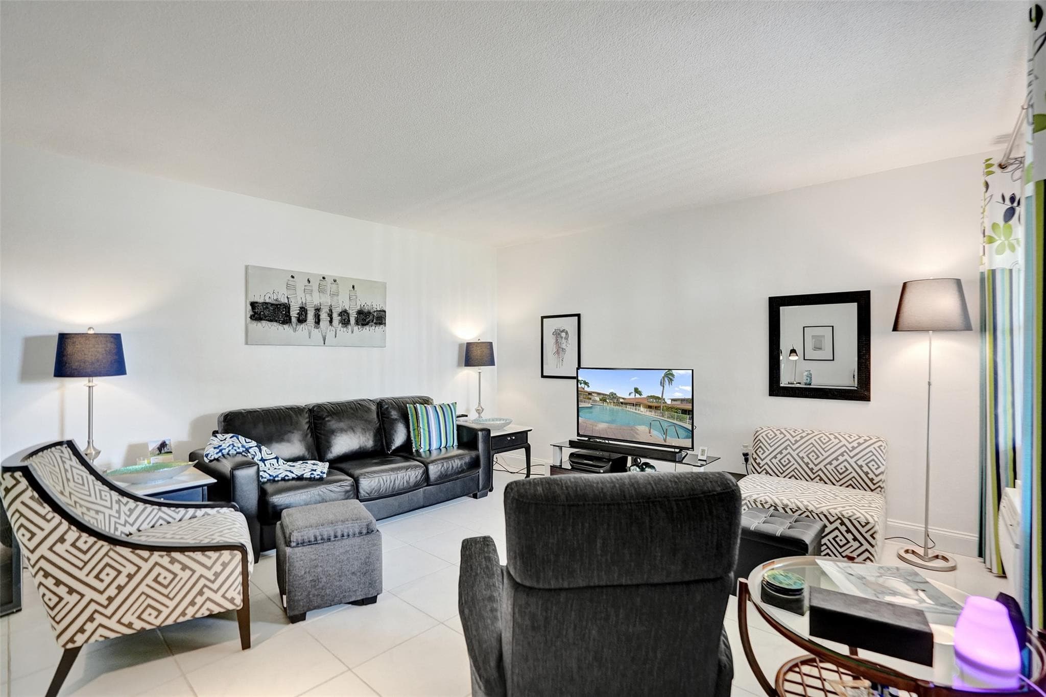 17001 NE 13th Avenue 104, Miami, FL 33162 — photo 1 of 41
