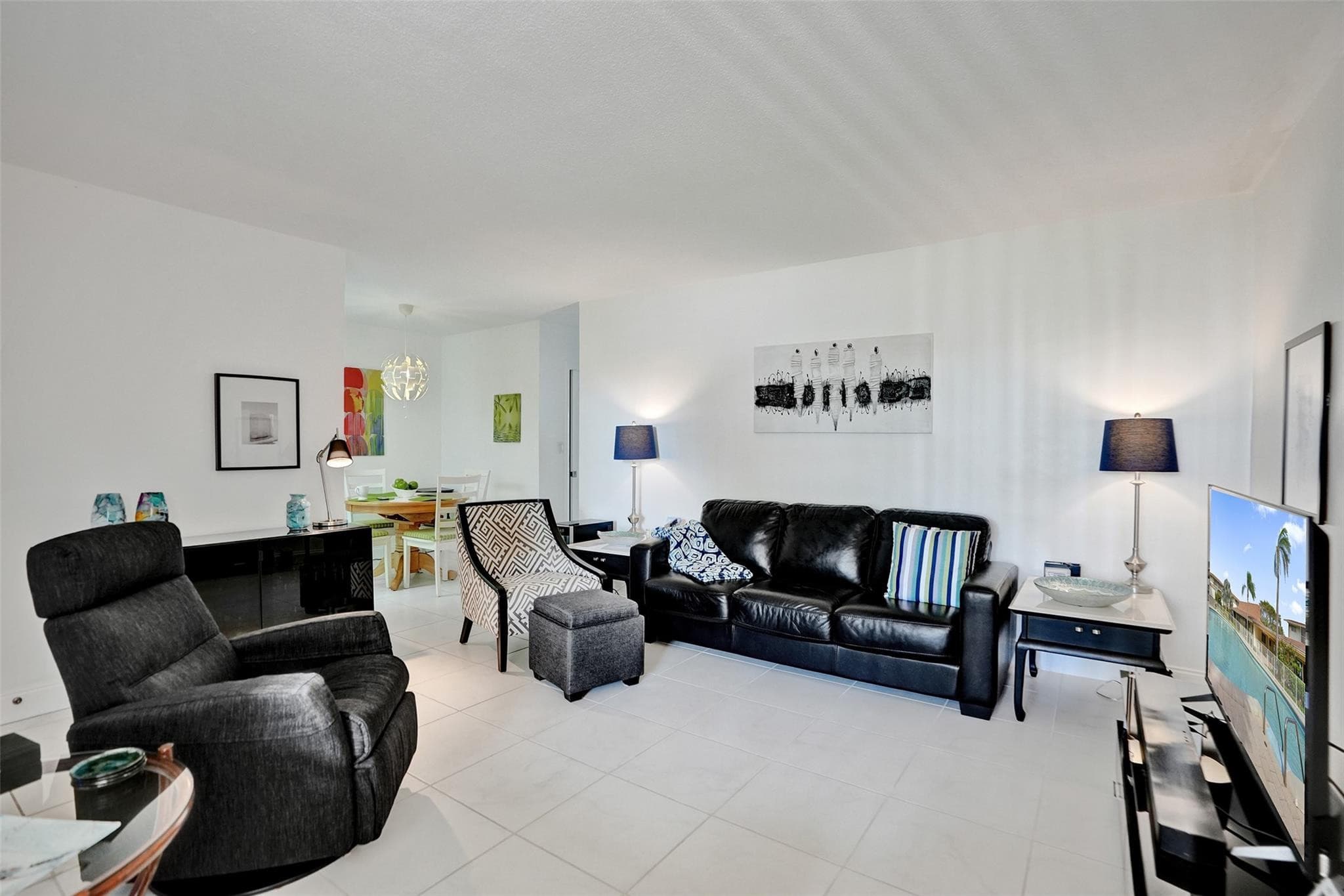 17001 NE 13th Avenue 104, Miami, FL 33162 — photo 2 of 41
