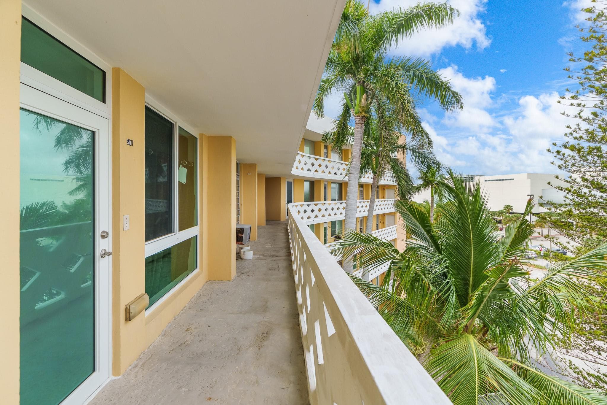 2400 NE 9th Street 501, Fort Lauderdale, FL 33304 — photo 12 of 47