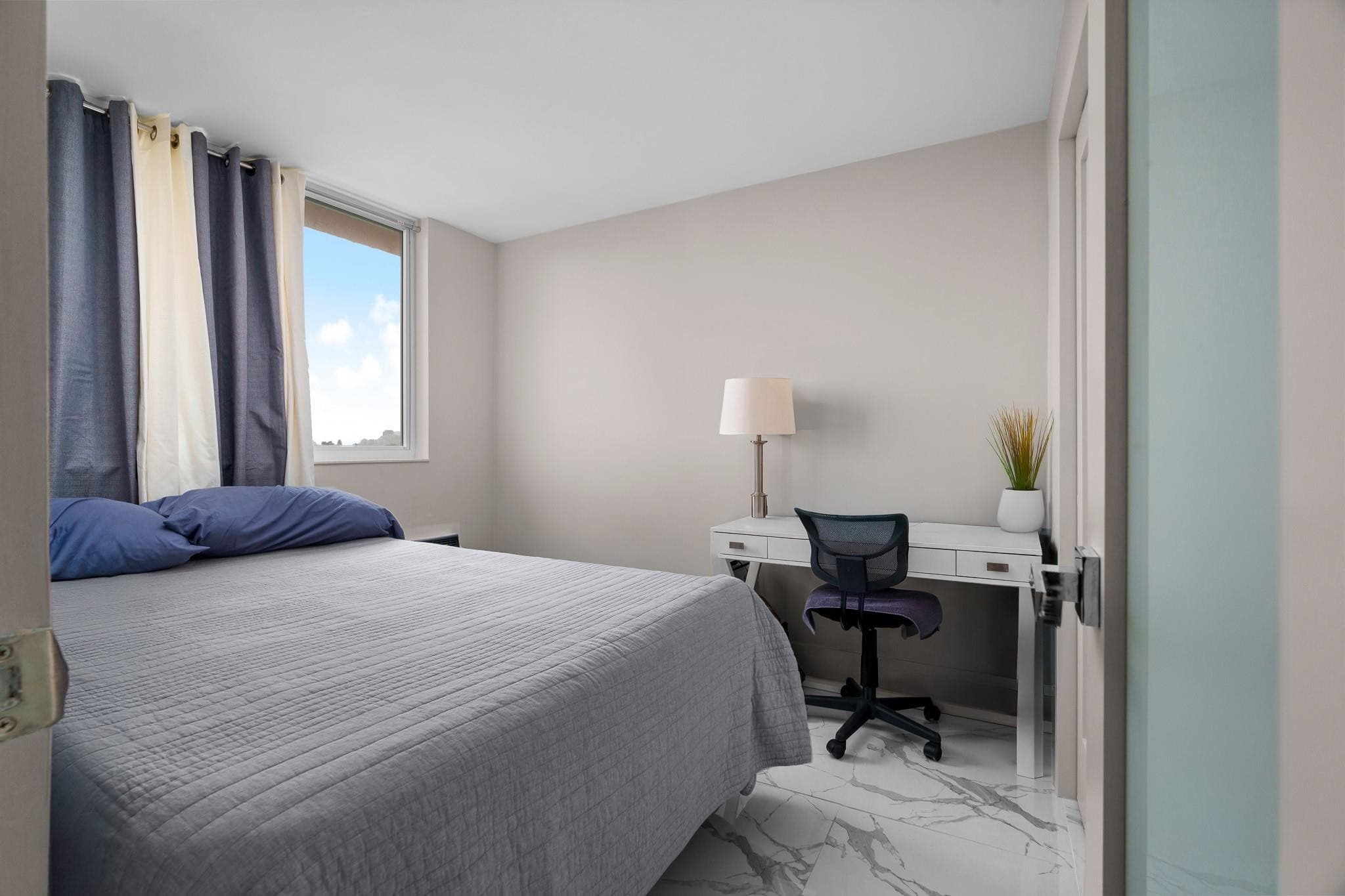 2400 NE 9th Street 501, Fort Lauderdale, FL 33304 — photo 16 of 47