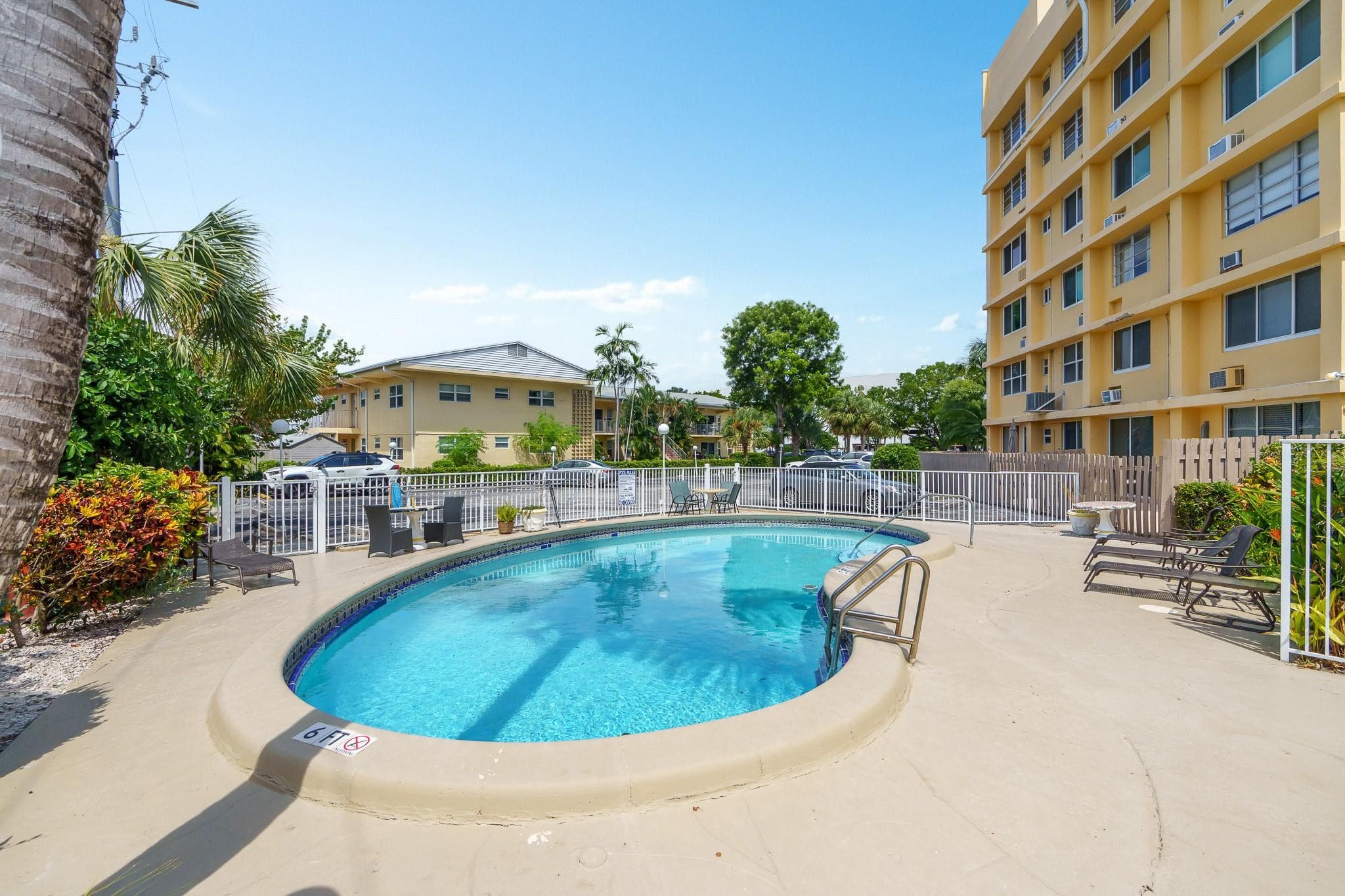 2400 NE 9th Street 501, Fort Lauderdale, FL 33304 — photo 20 of 47