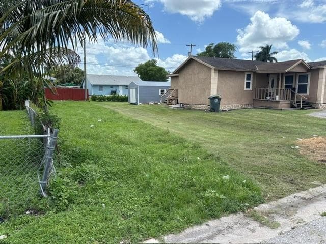 525 SW 9th Street, Belle Glade, FL 33430 — photo