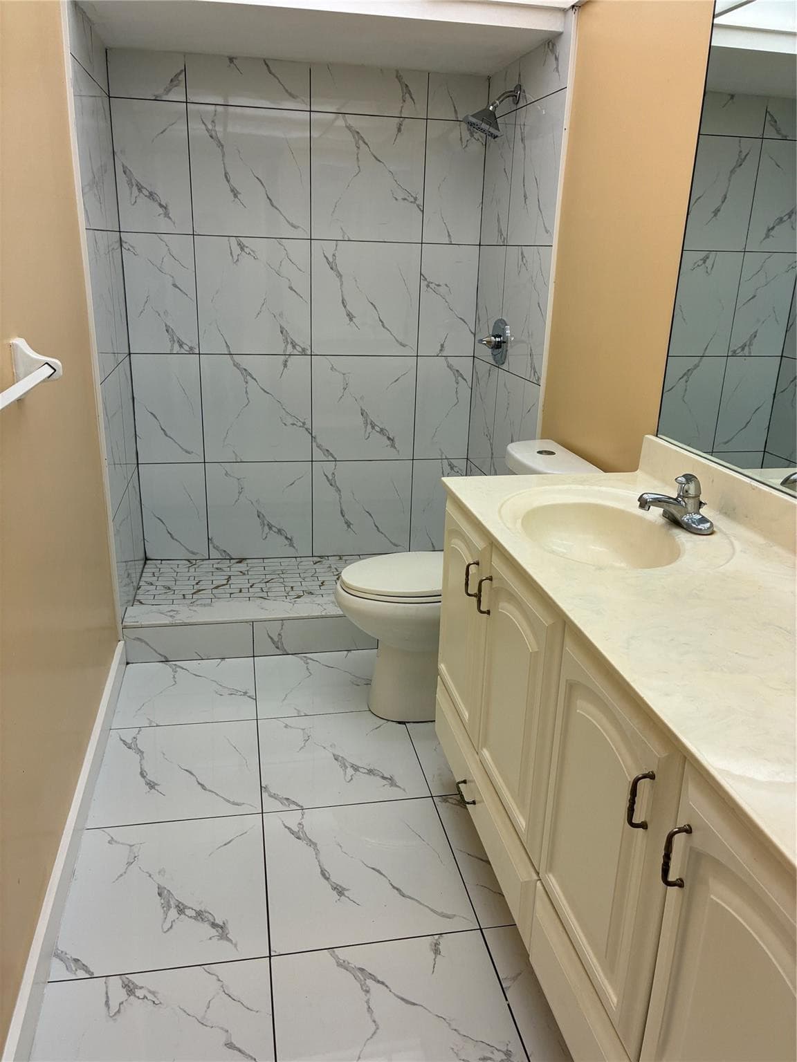 3040 NE 16th Avenue A210, Oakland Park, FL 33334 — photo 9 of 10