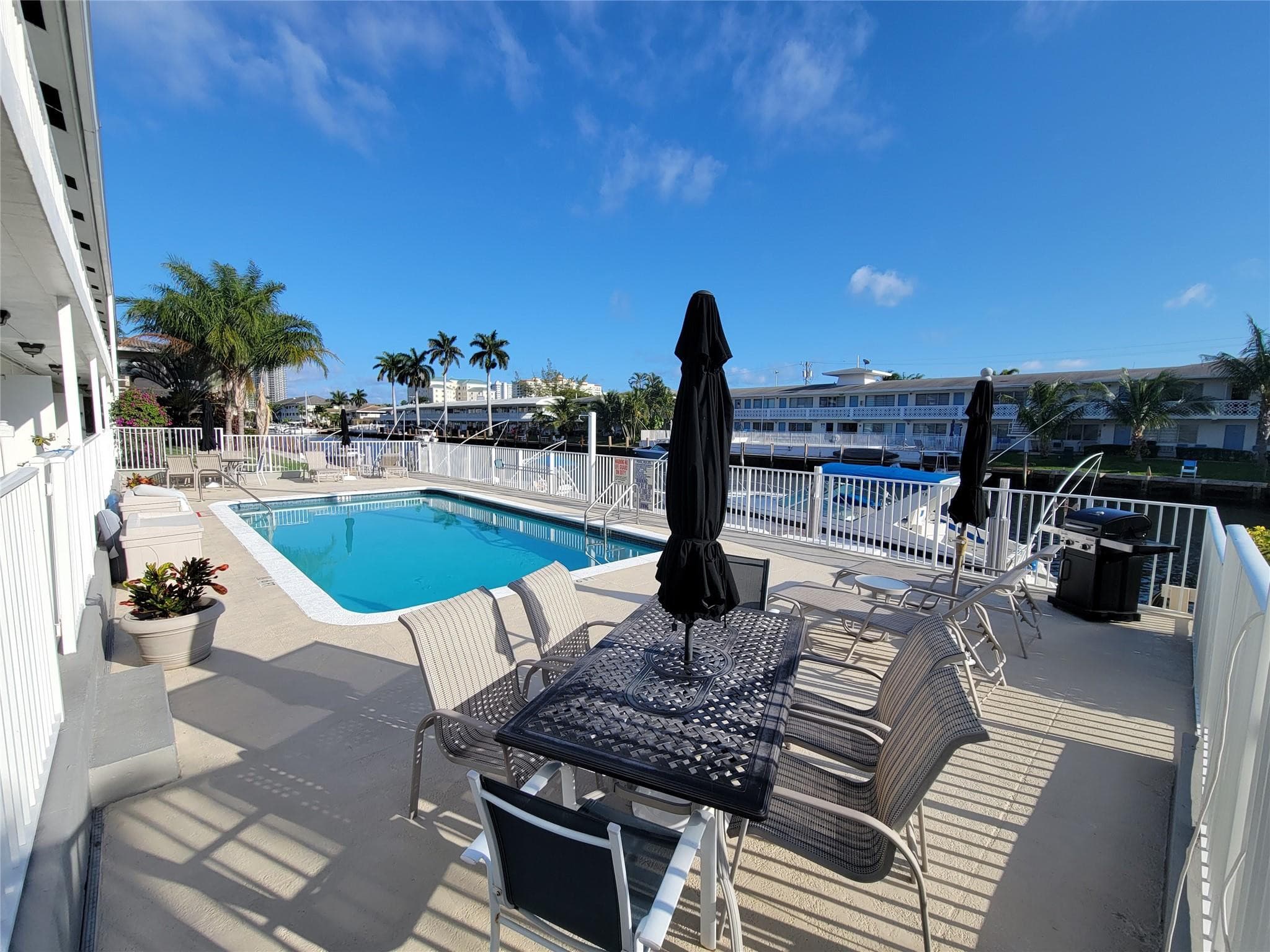 2808 NE 33rd Court 101, Fort Lauderdale, FL 33306 — photo 2 of 42