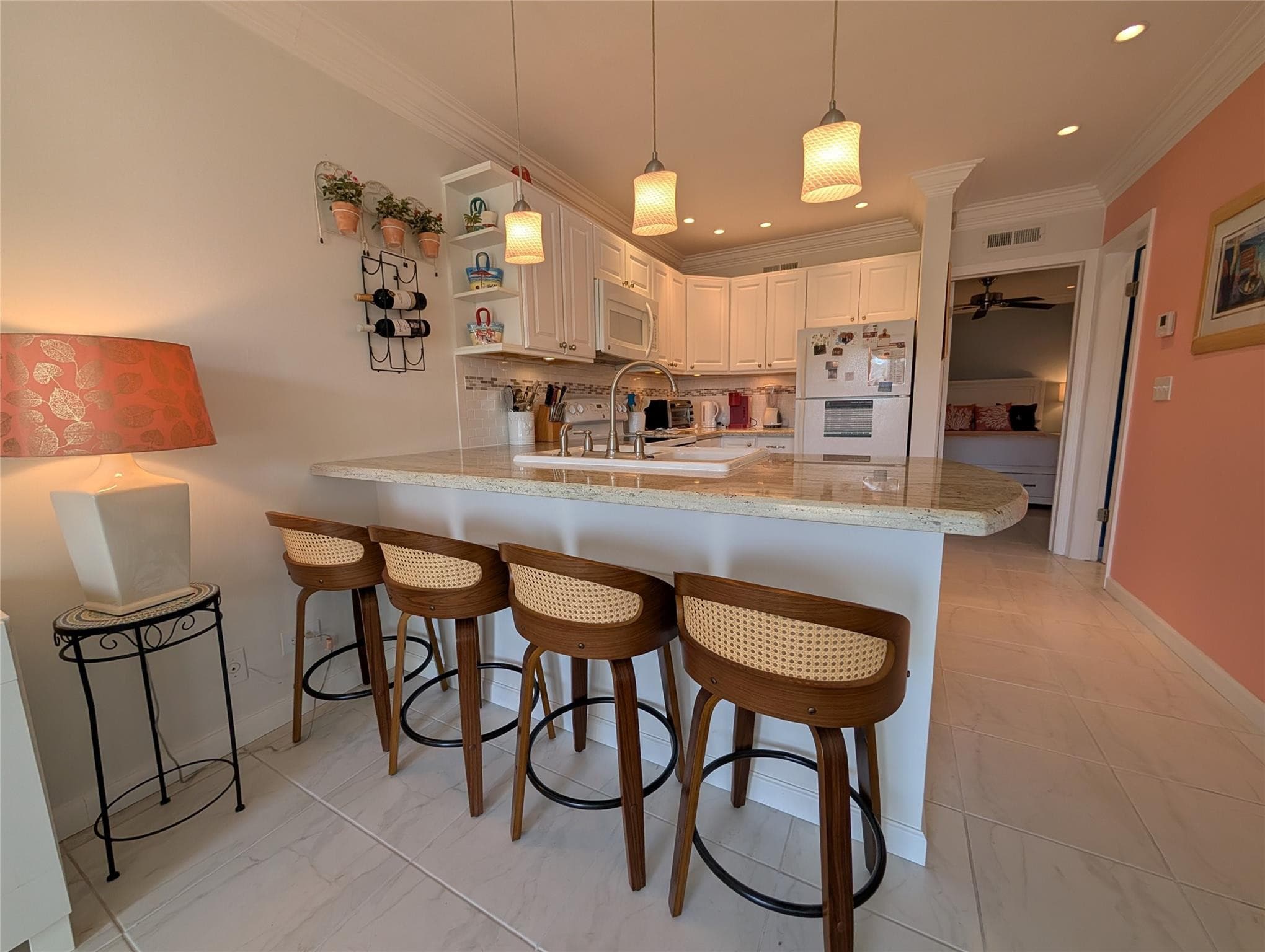 2808 NE 33rd Court 101, Fort Lauderdale, FL 33306 — photo 19 of 42