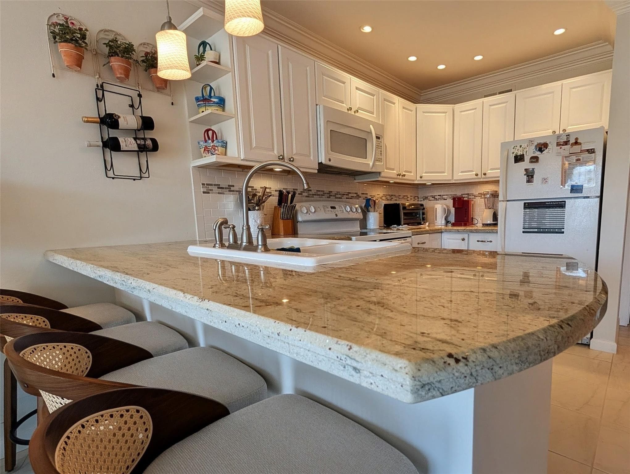 2808 NE 33rd Court 101, Fort Lauderdale, FL 33306 — photo 24 of 42