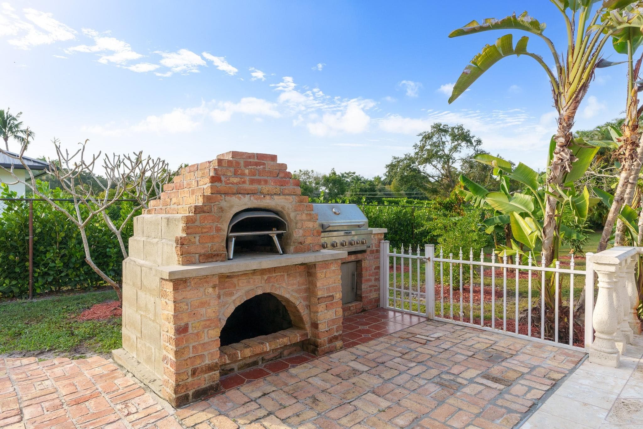 5973 SW 54th Court, Davie, FL 33314 — photo 16 of 51