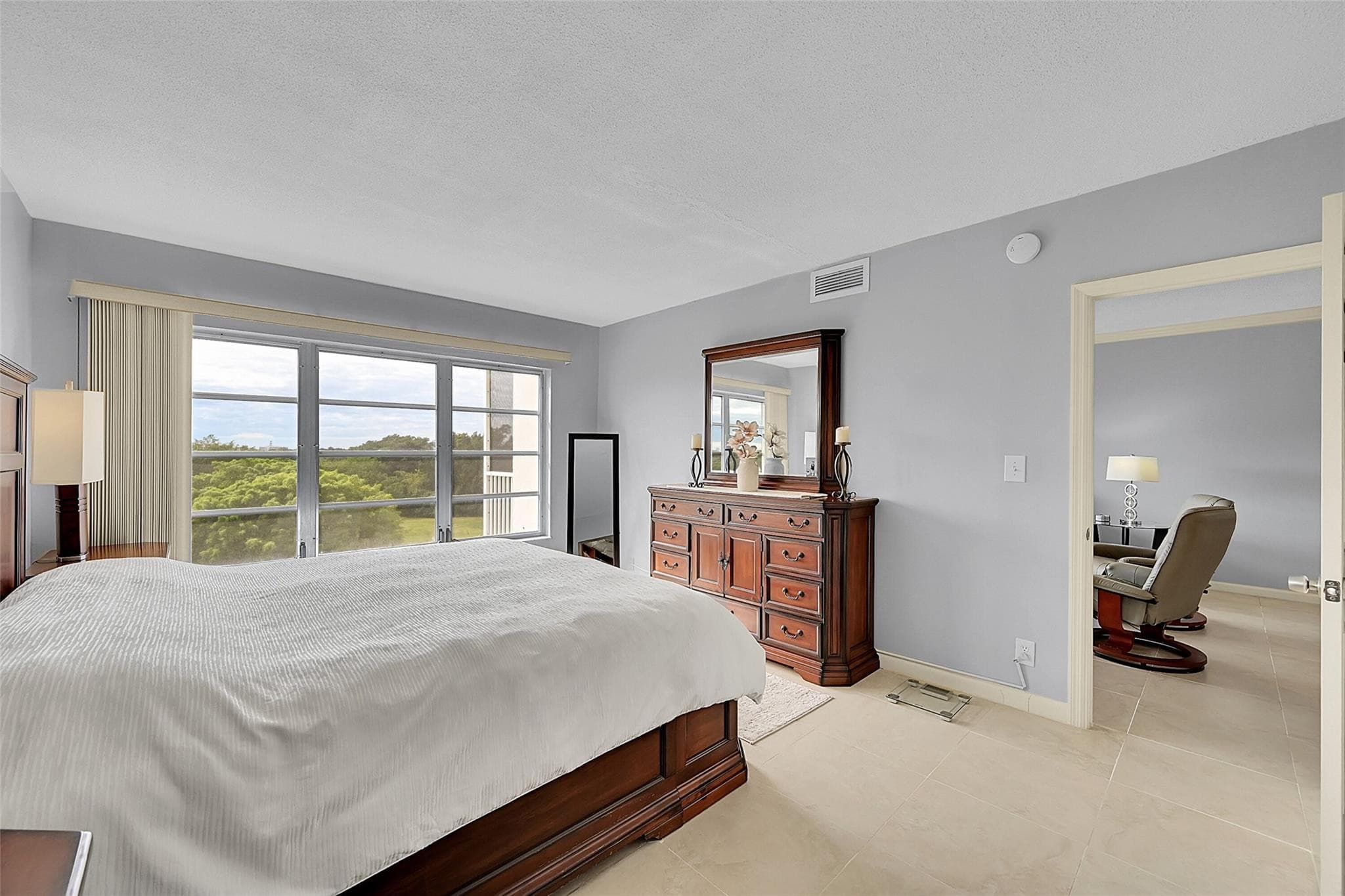 3100 N Palm Aire Drive 606, Pompano Beach, FL 33069 — photo 19 of 67