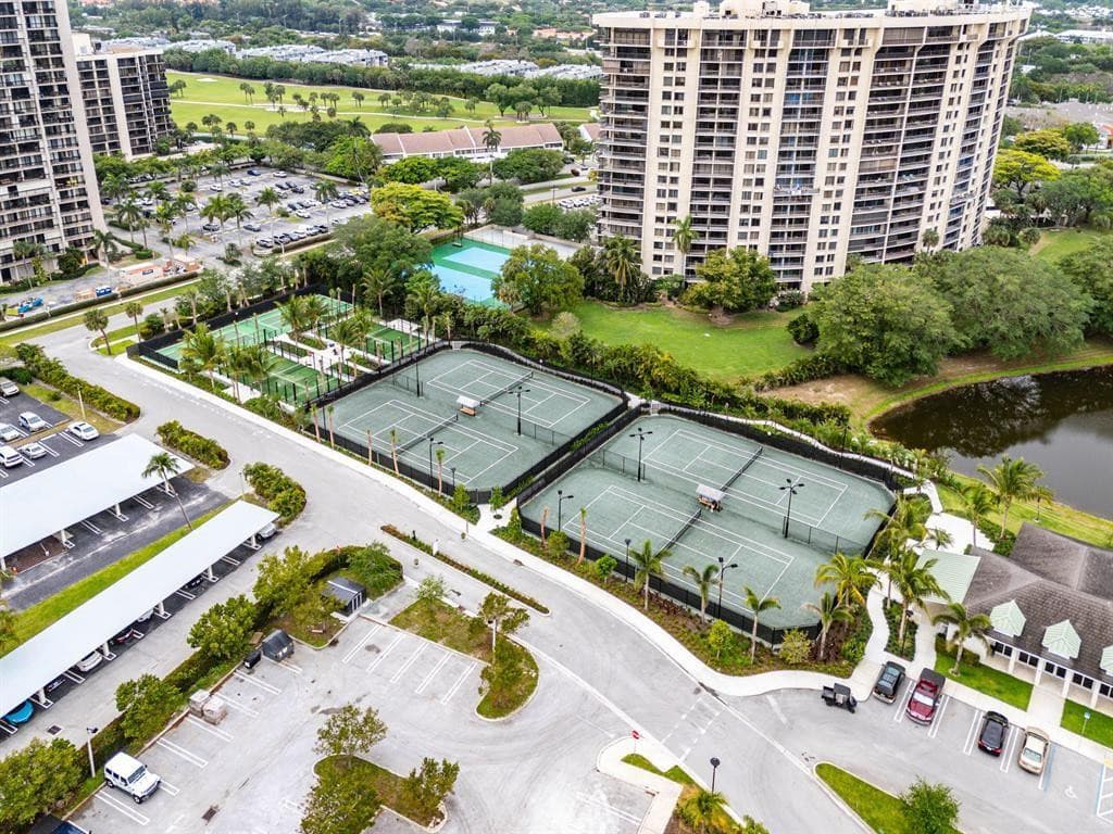 2400 Presidential Way 502, West Palm Beach, FL 33401 — photo 21 of 28