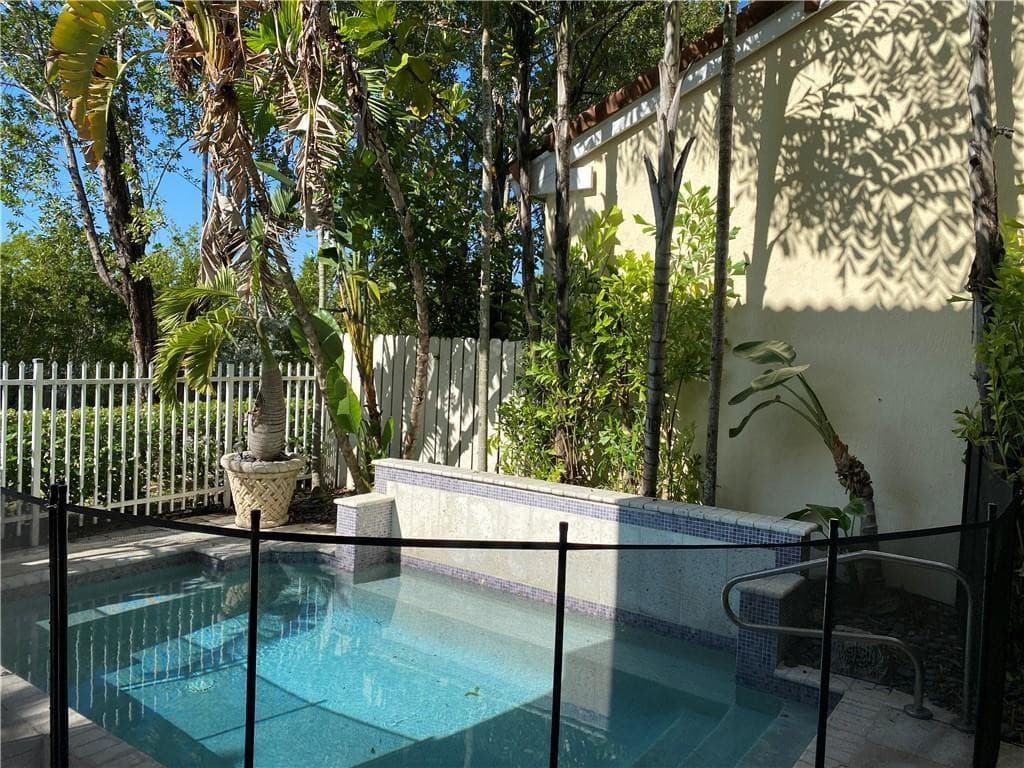 1940 Sweetbay Way, Hollywood, FL 33019 — photo 8 of 9