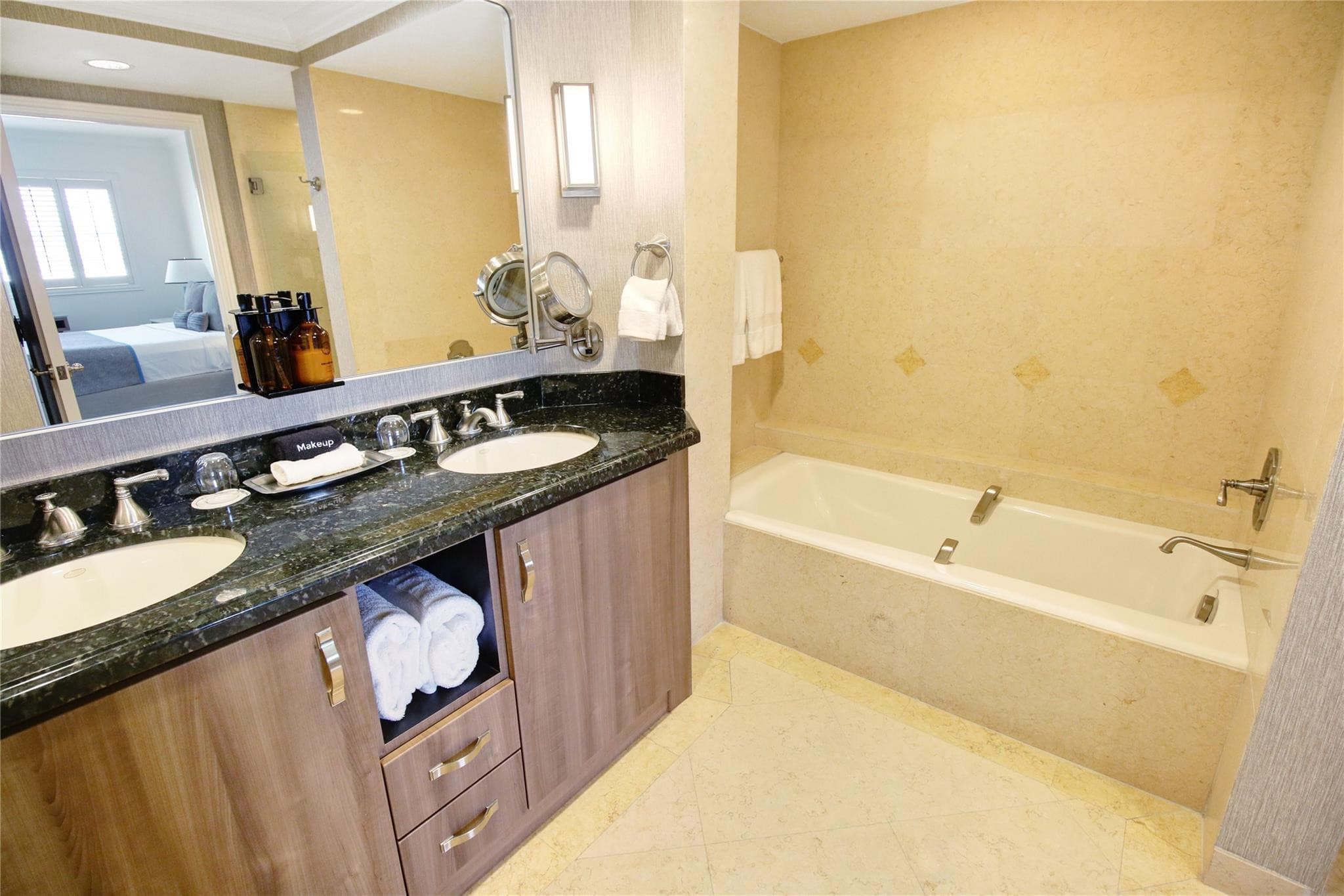 601 N Ft Lauderdale Bch Boulevard 1015, Fort Lauderdale, FL 33304 — photo 11 of 20