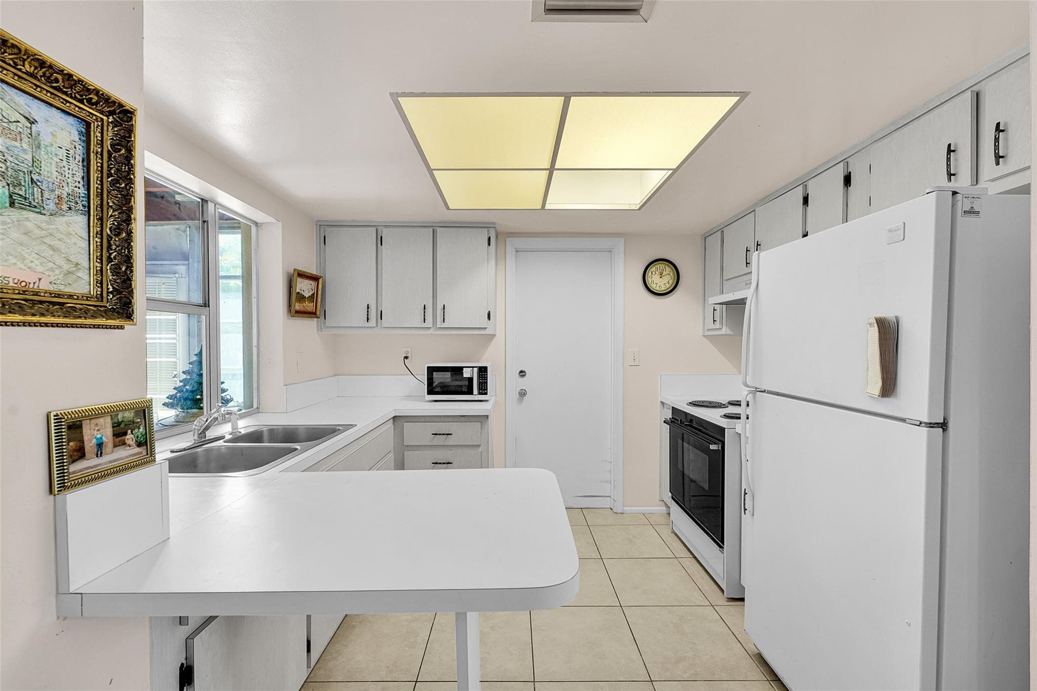 4500 NW 47 Court, Tamarac, FL 33319 — photo 1 of 27
