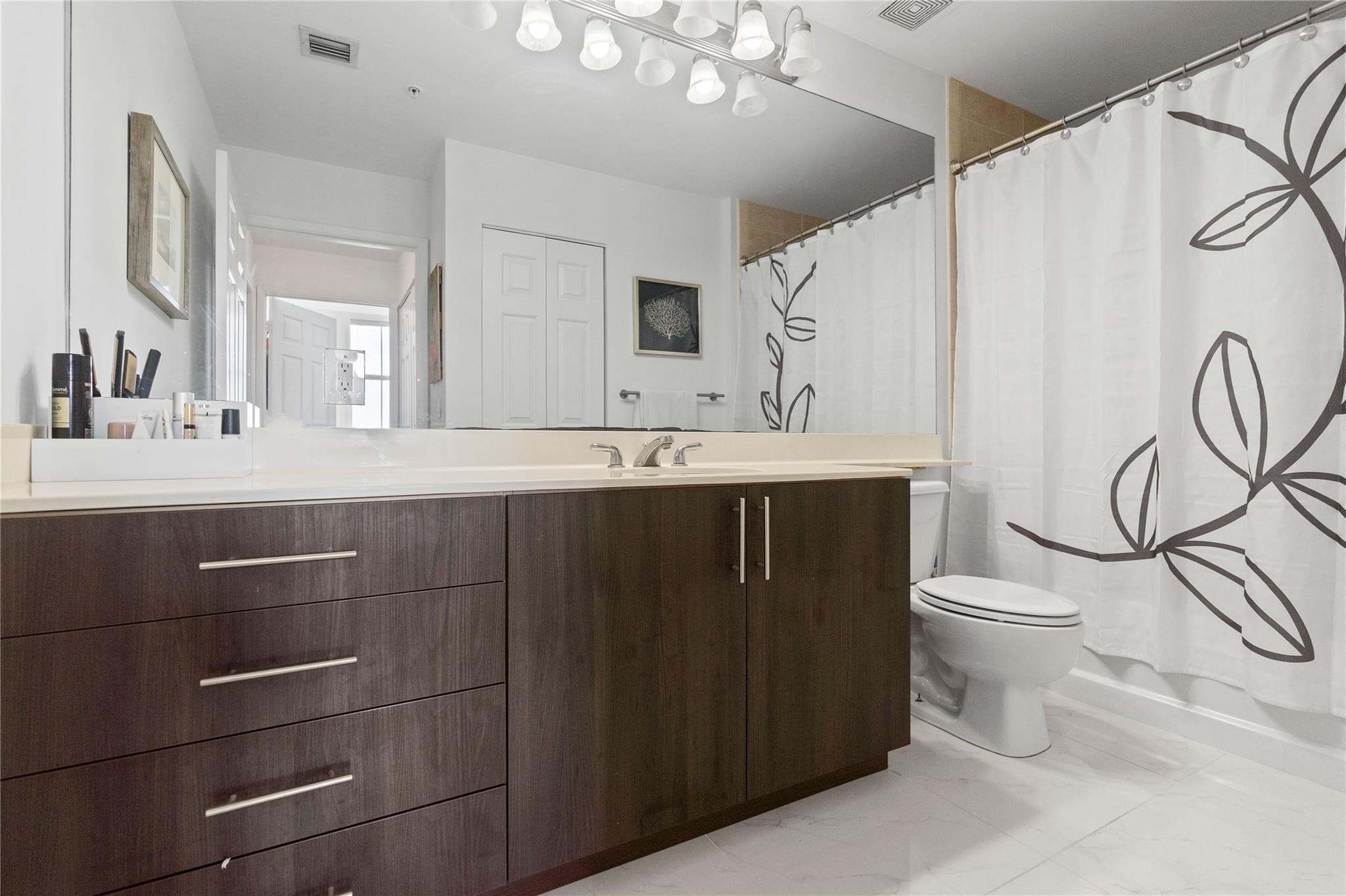 2401 NE 65th Street 603, Fort Lauderdale, FL 33308 — photo 15 of 32