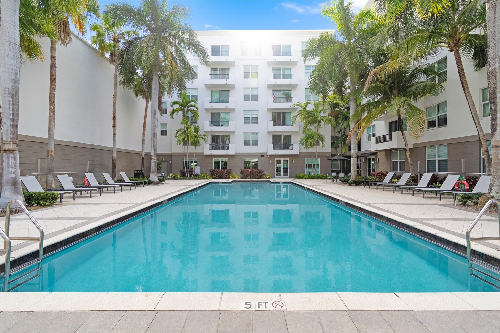 2401 NE 65th Street 603, Fort Lauderdale, FL 33308 — photo 23 of 32