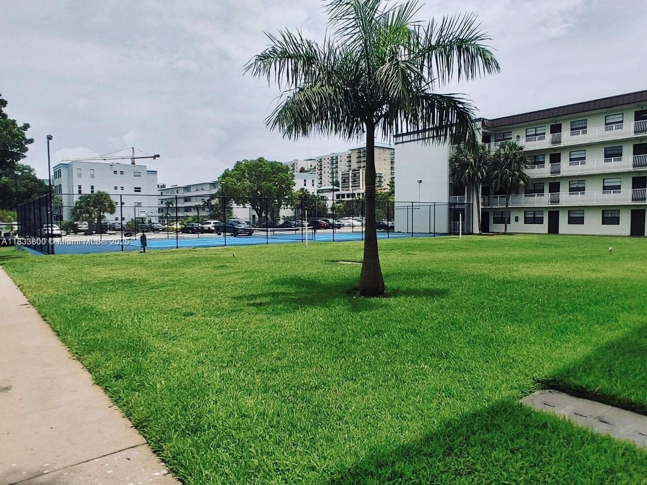 500 NE 2nd Street 204, Dania Beach, FL 33004 — photo 29 of 37