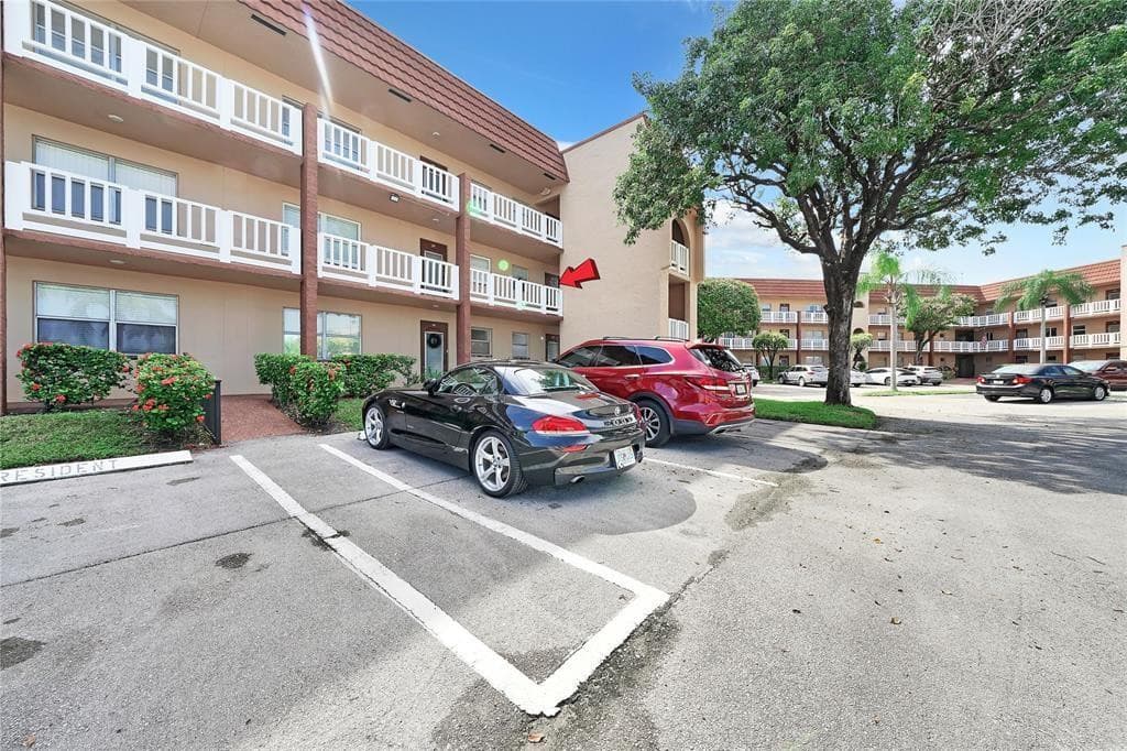 9281 Sunrise Lakes Boulevard 212, Sunrise, FL 33322 — photo 28 of 32