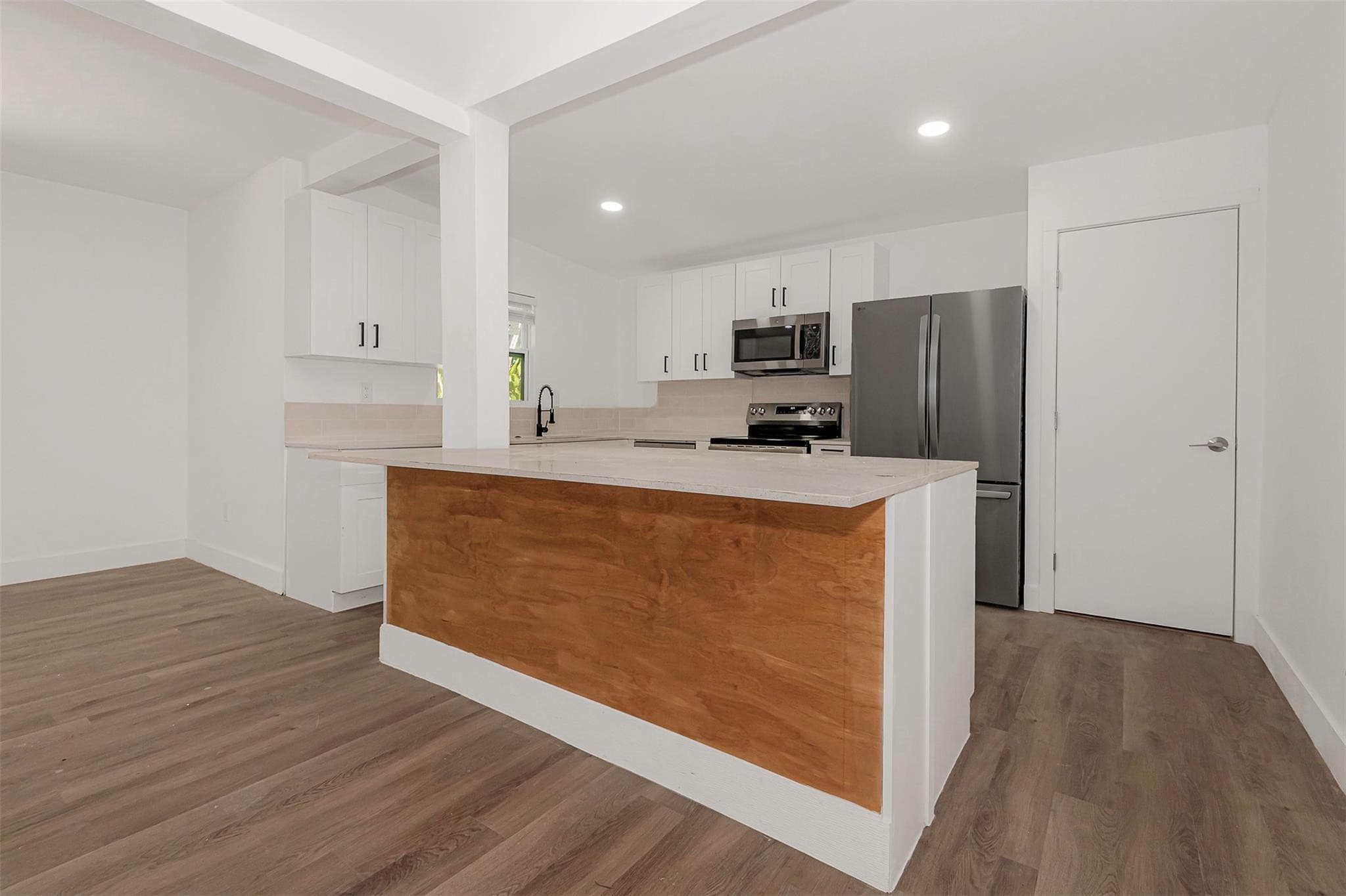 302 SW 15th Street, Dania Beach, FL 33004 — photo 13 of 69
