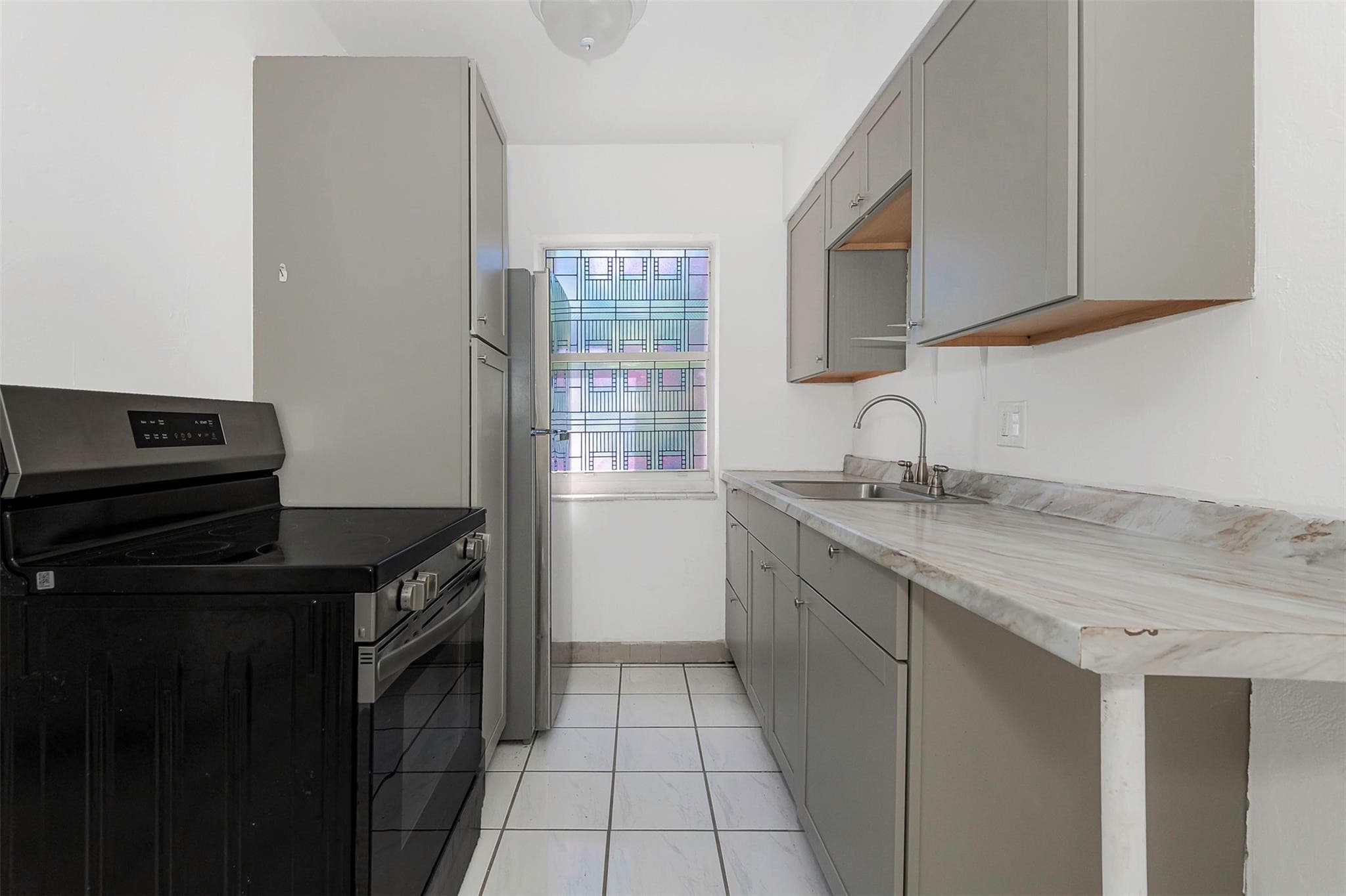 302 SW 15th Street, Dania Beach, FL 33004 — photo 34 of 69