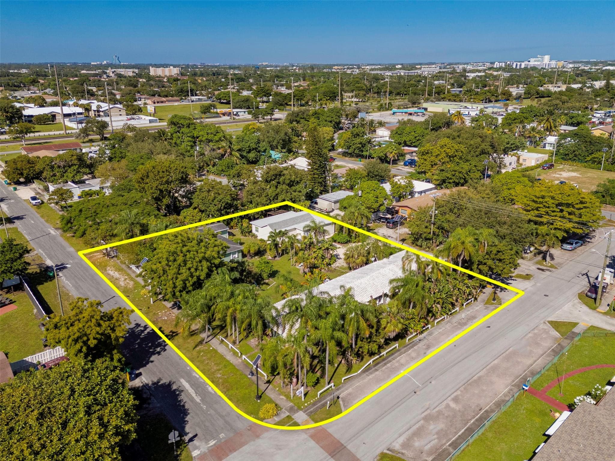 302 SW 15th Street, Dania Beach, FL 33004 — photo 65 of 69
