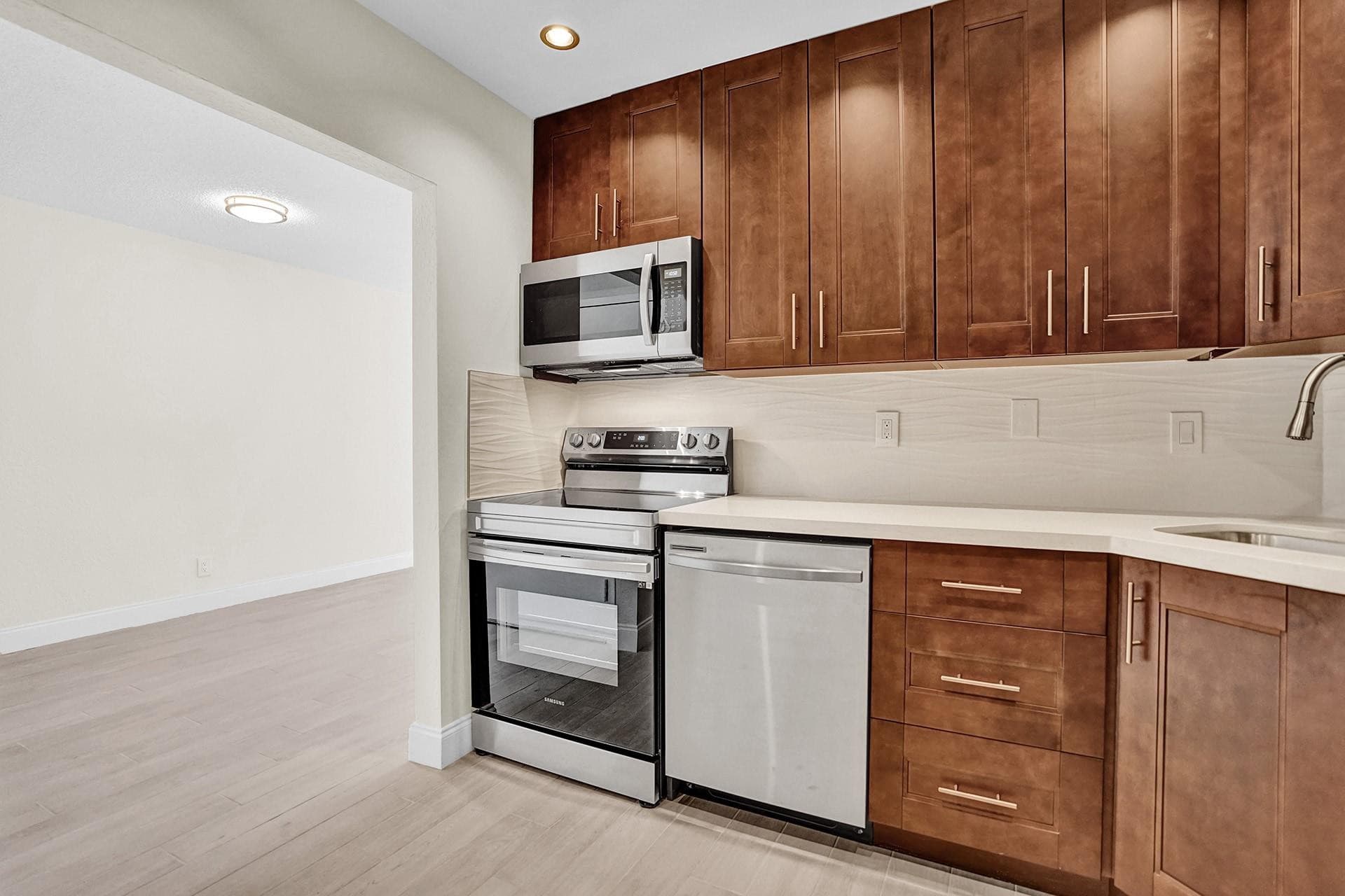 3115 Oakland Shores Drive E109, Oakland Park, FL 33309 — photo 5 of 46