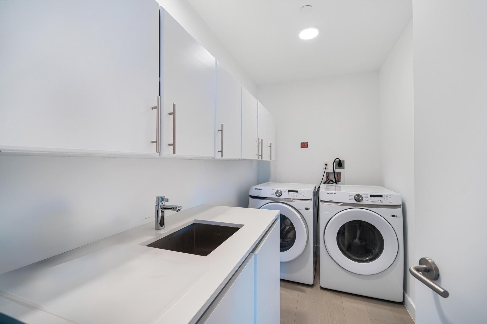 Condominium in Miami Beach — photo 9 of 41