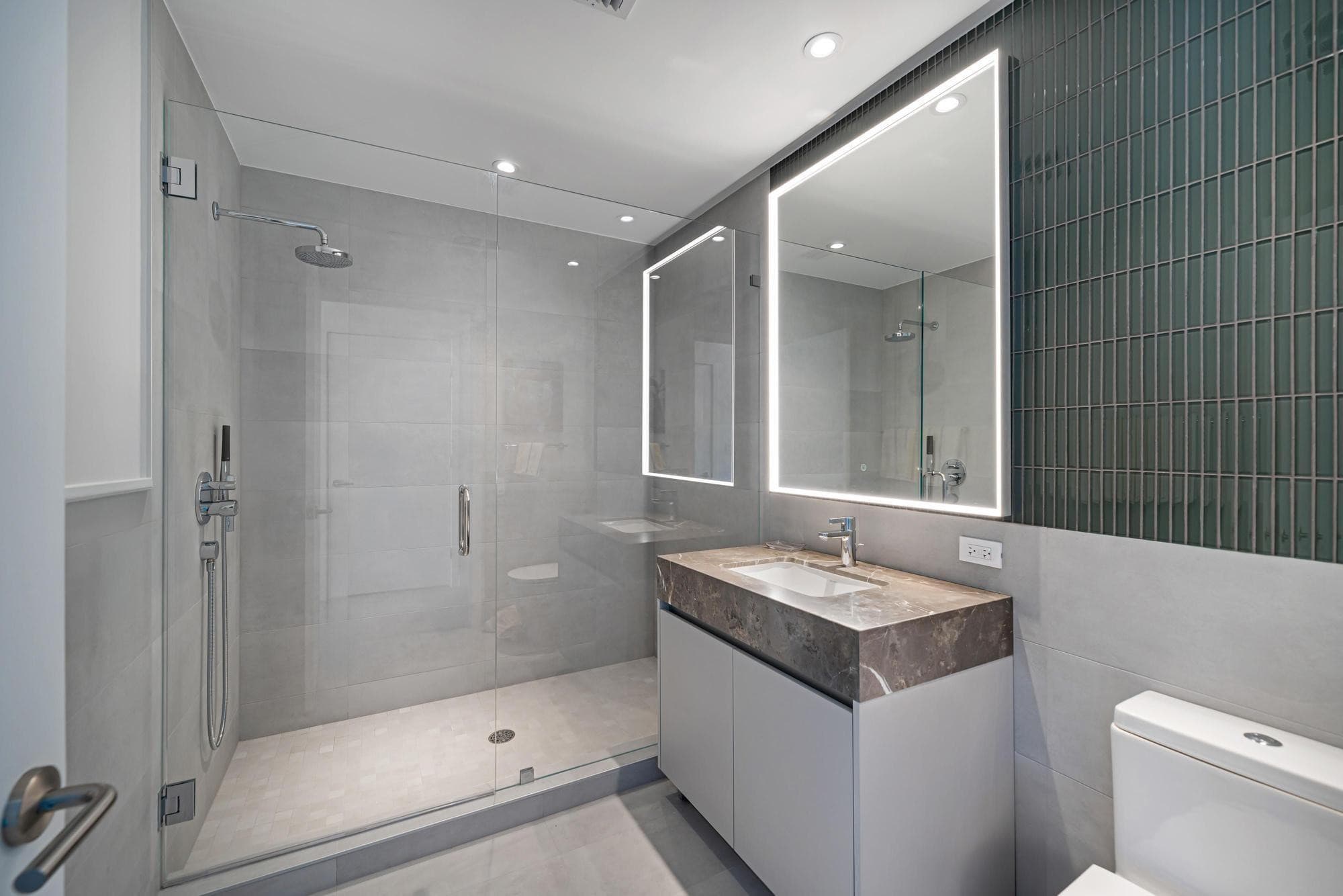 Condominium in Miami Beach — photo 16 of 41
