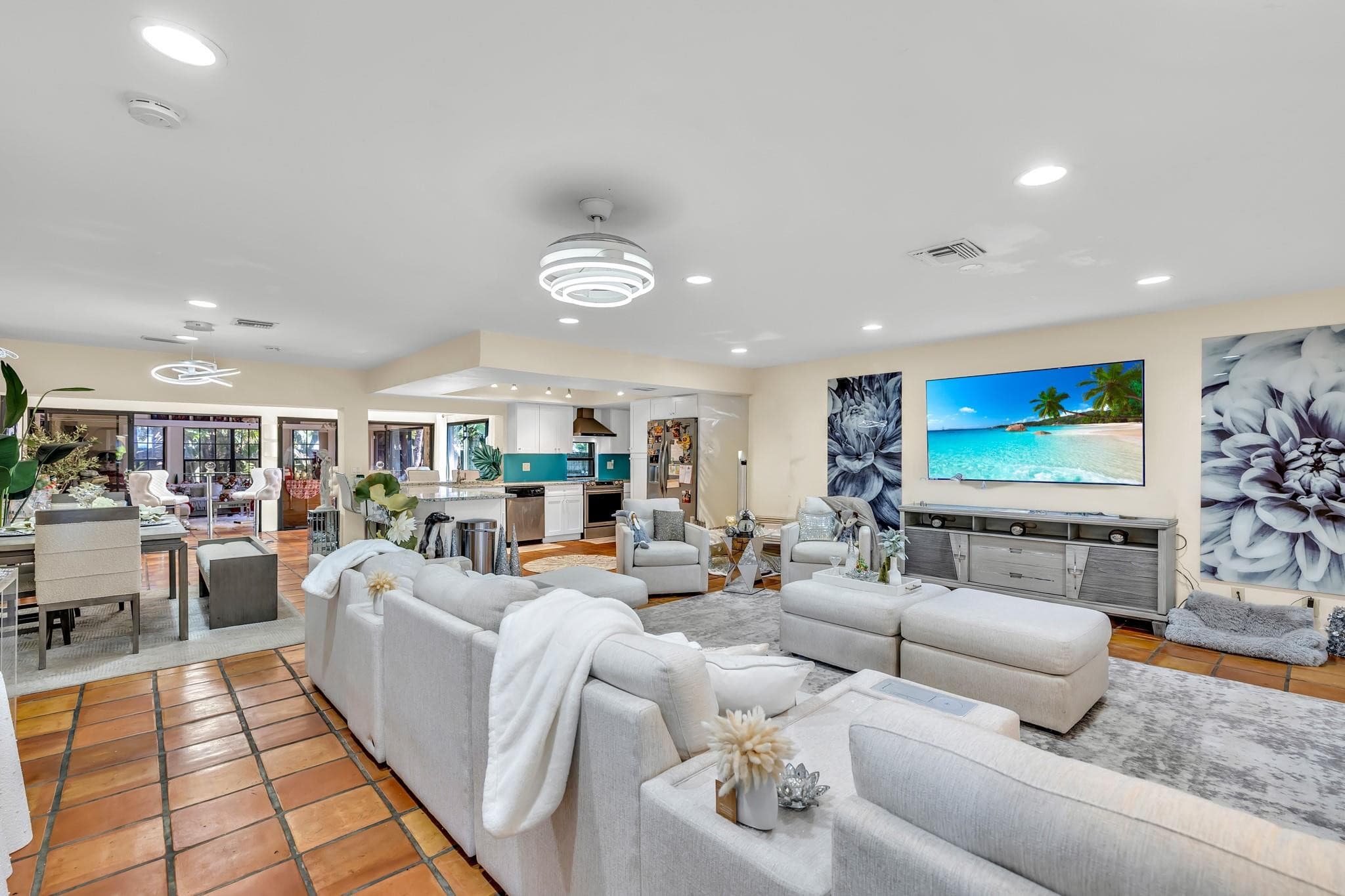 980 SW 70th Avenue, Plantation, FL 33317 — photo 11 of 42