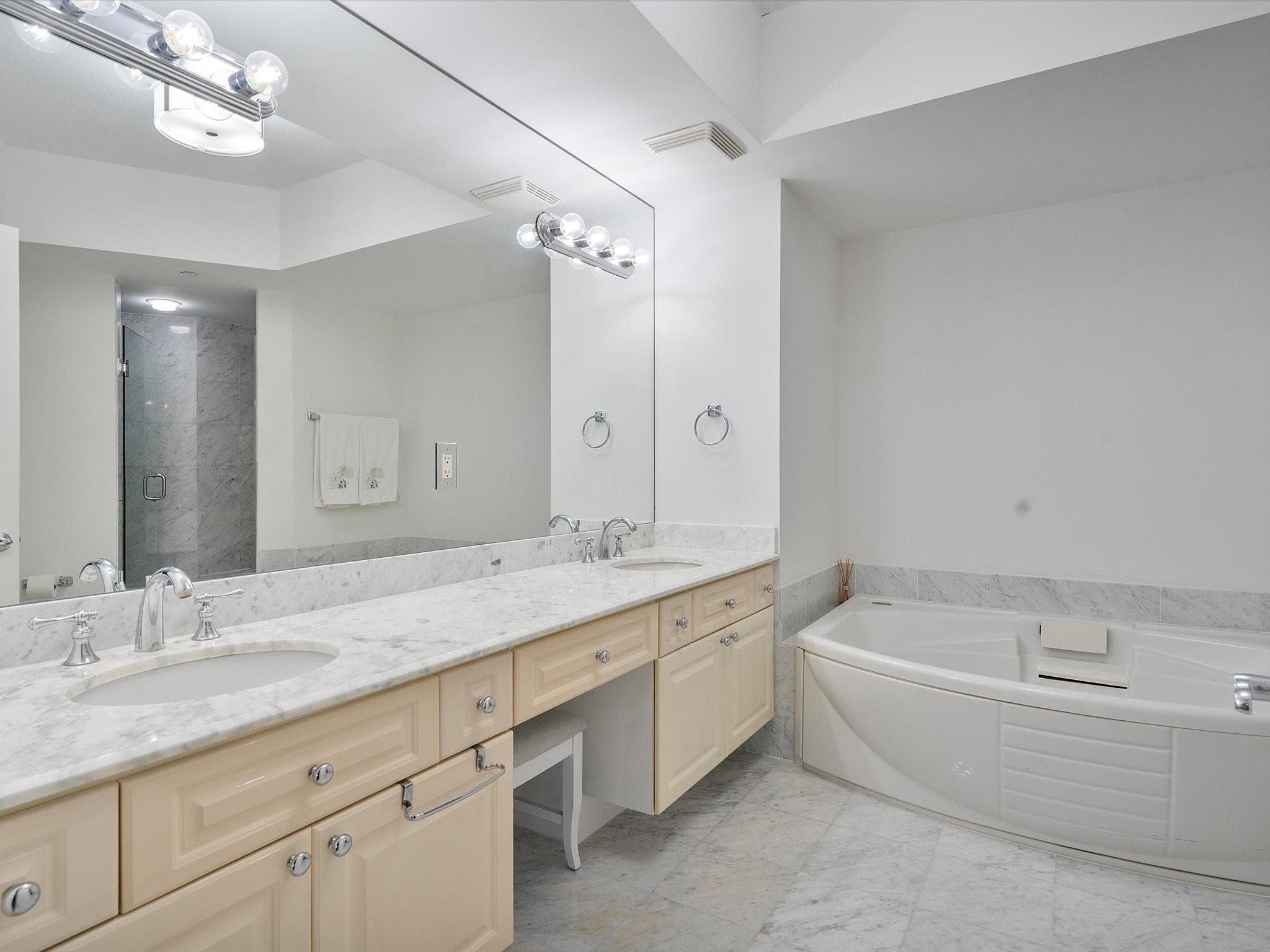 3200 N Ocean Boulevard 504, Fort Lauderdale, FL 33308 — photo 18 of 25