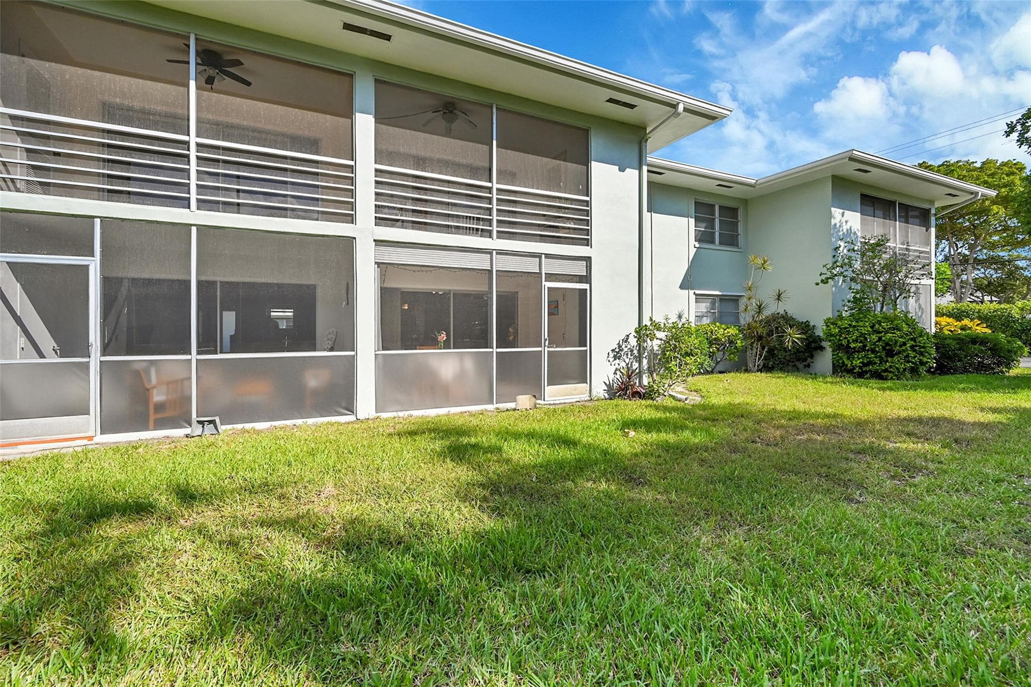 2340 SW 22nd Avenue 303, Delray Beach, FL 33445 — photo 30 of 68