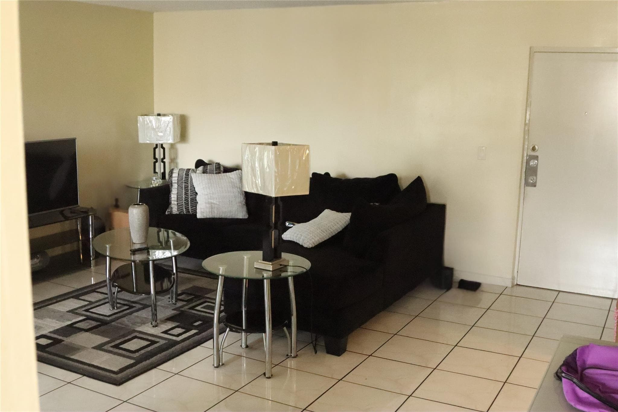 2201 NW 41st Avenue 206, Lauderhill, FL 33313 — photo 2 of 3
