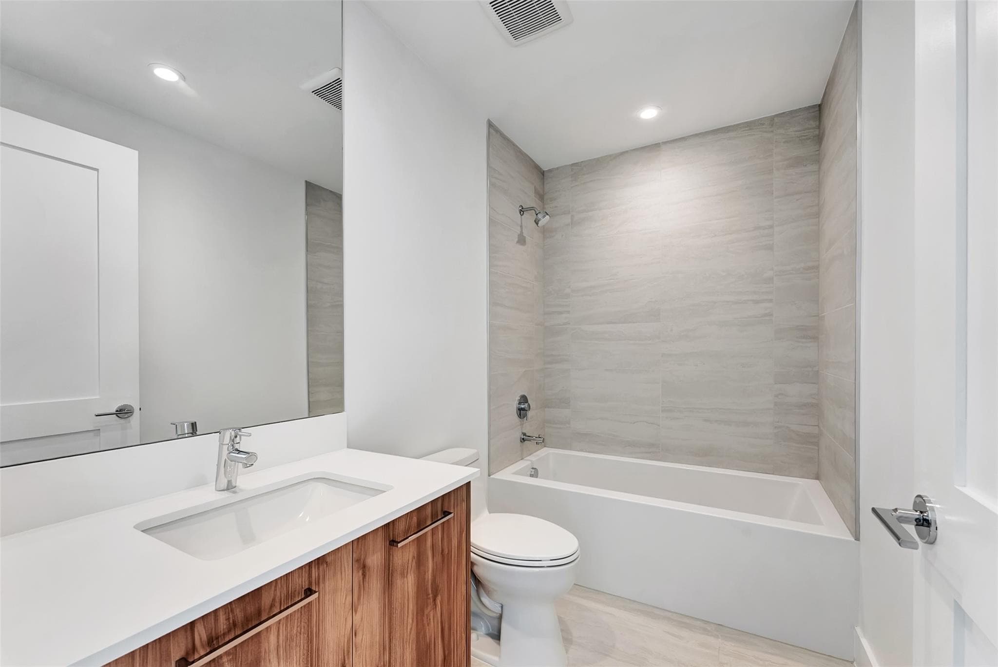 153 N Seabreeze Boulevard 902, Fort Lauderdale, FL 33304 — photo 35 of 71