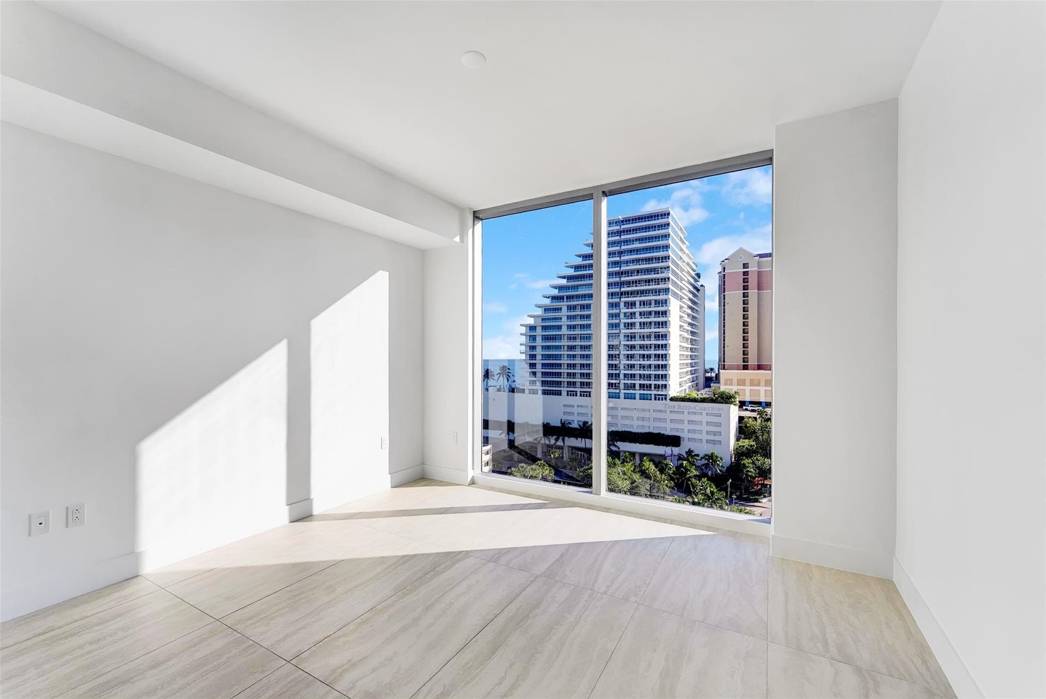 153 N Seabreeze Boulevard 902, Fort Lauderdale, FL 33304 — photo 31 of 71