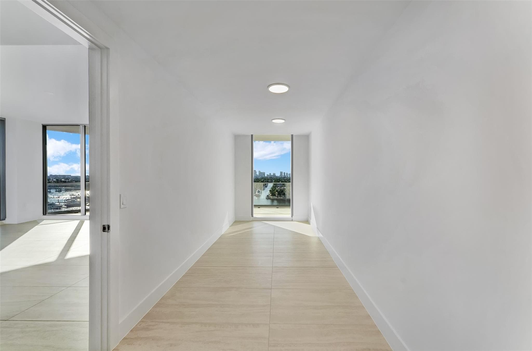 153 N Seabreeze Boulevard 902, Fort Lauderdale, FL 33304 — photo 7 of 71