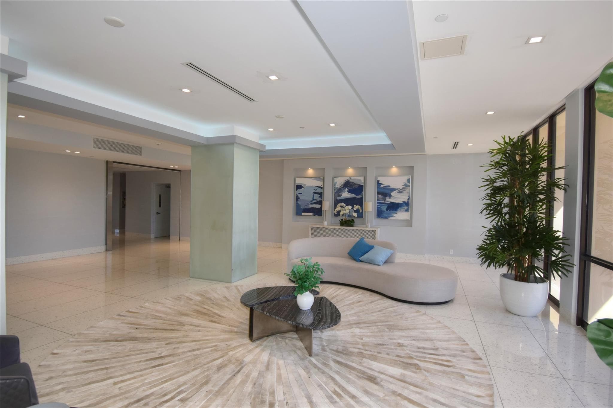 20301 W Country Club Drive 930, Aventura, FL 33180 — photo 4 of 50