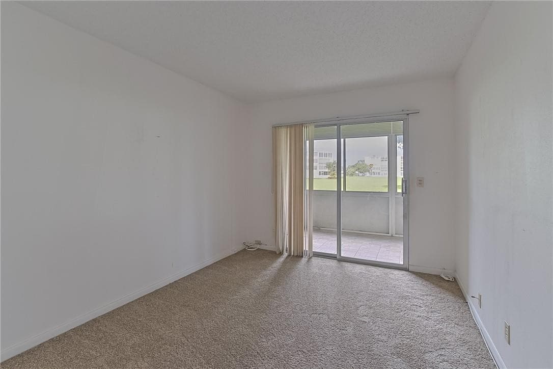 167 Grantham 167, Deerfield Beach, FL 33442 — photo 12 of 20